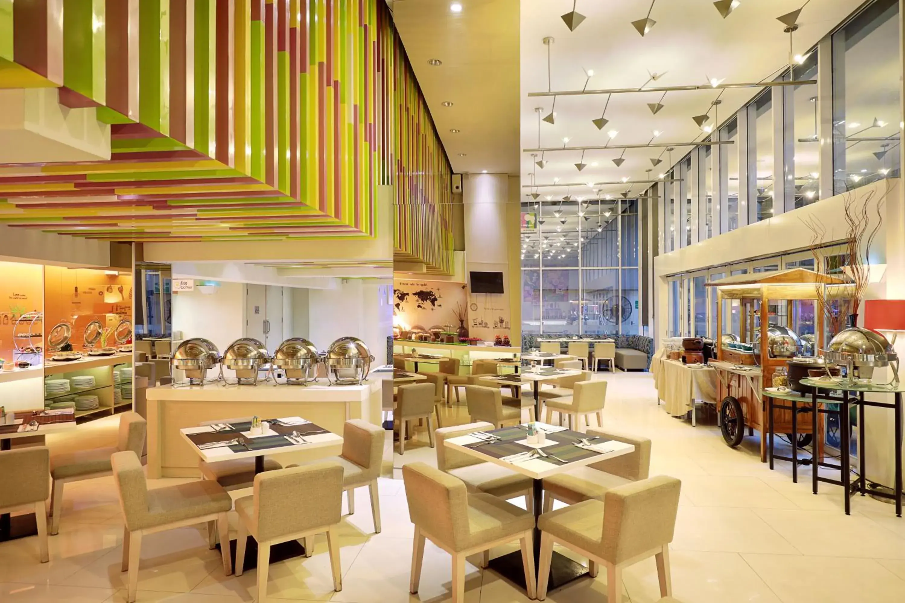 Restaurant/places to eat in ibis Styles Jakarta Gajah Mada Restaurant/places to eat in ibis Styles Jakarta Gajah Mada