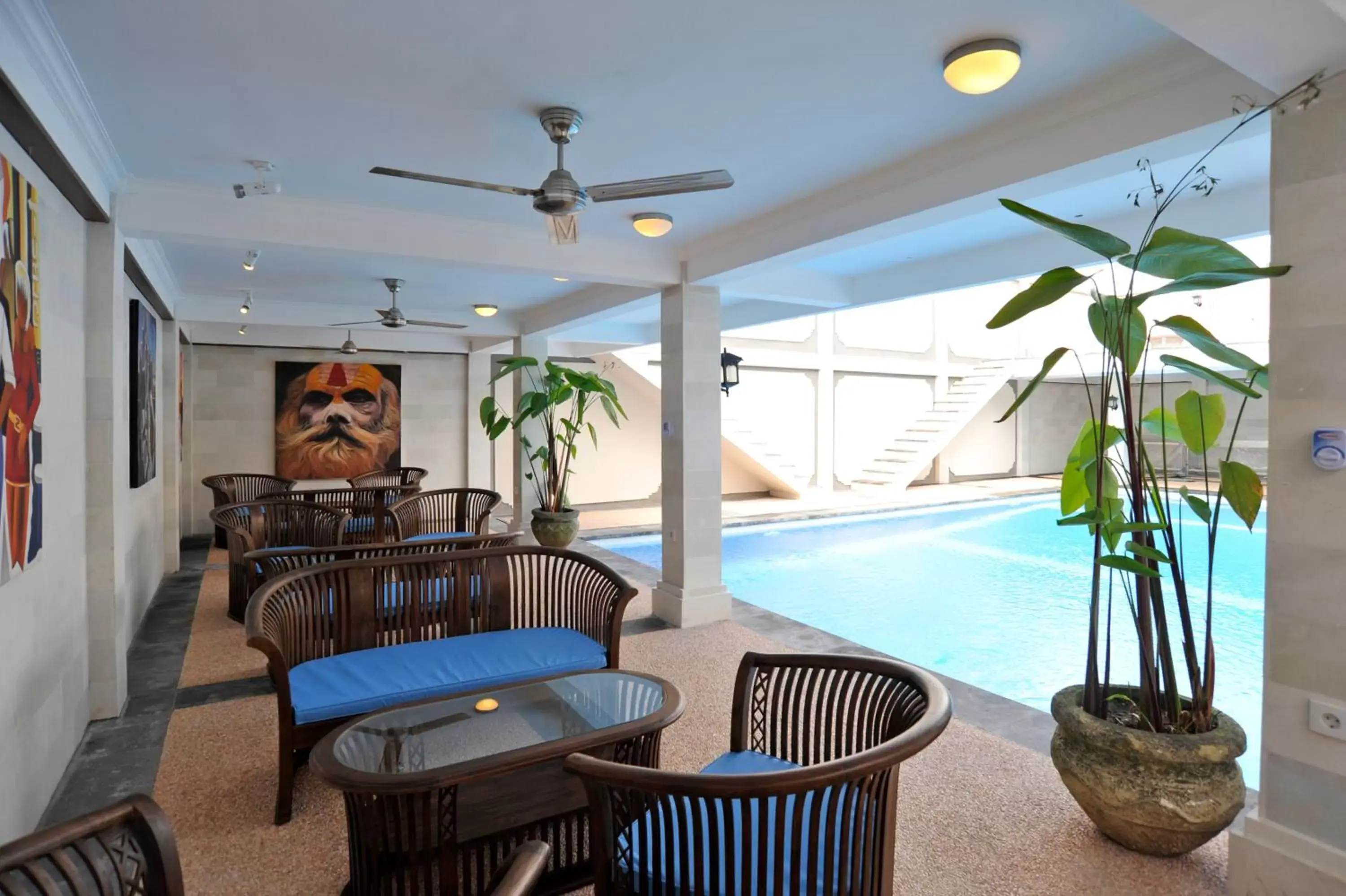 Swimming Pool in Aquarius Beach Hotel