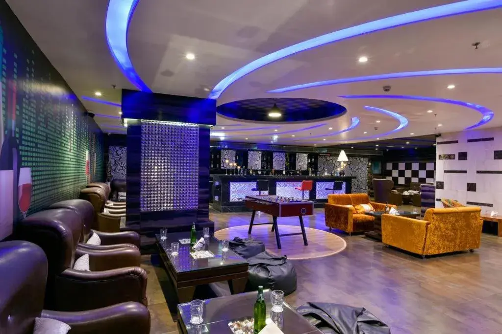 Lounge or bar in Renest Jaipur Lounge or bar in Renest Jaipur