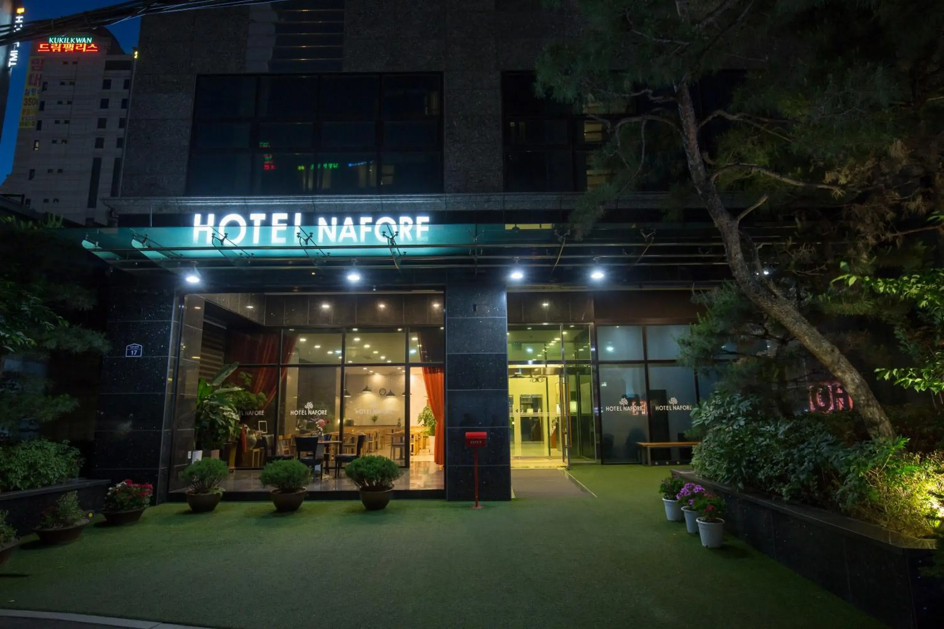Property building in Hotel Nafore