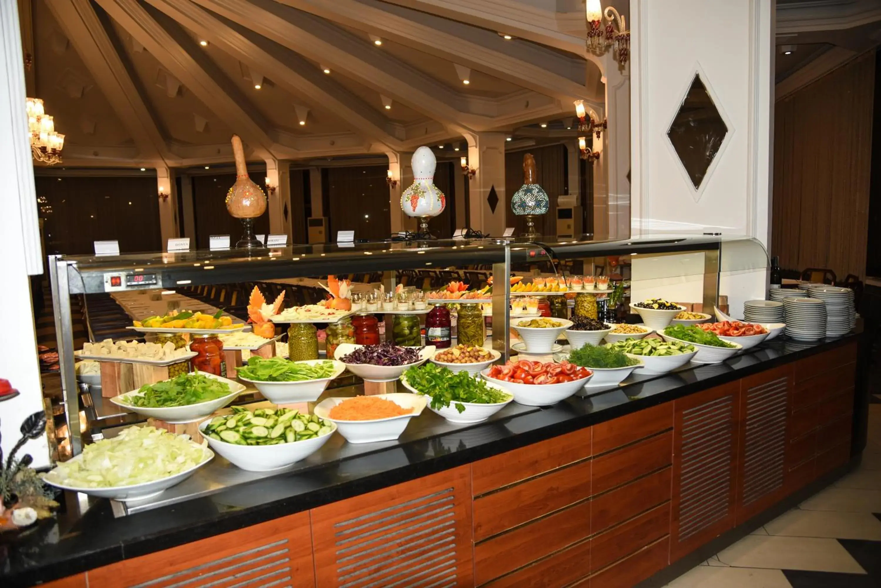 Breakfast in SIGNATURE GARDEN AVANOS Hotel & SPA