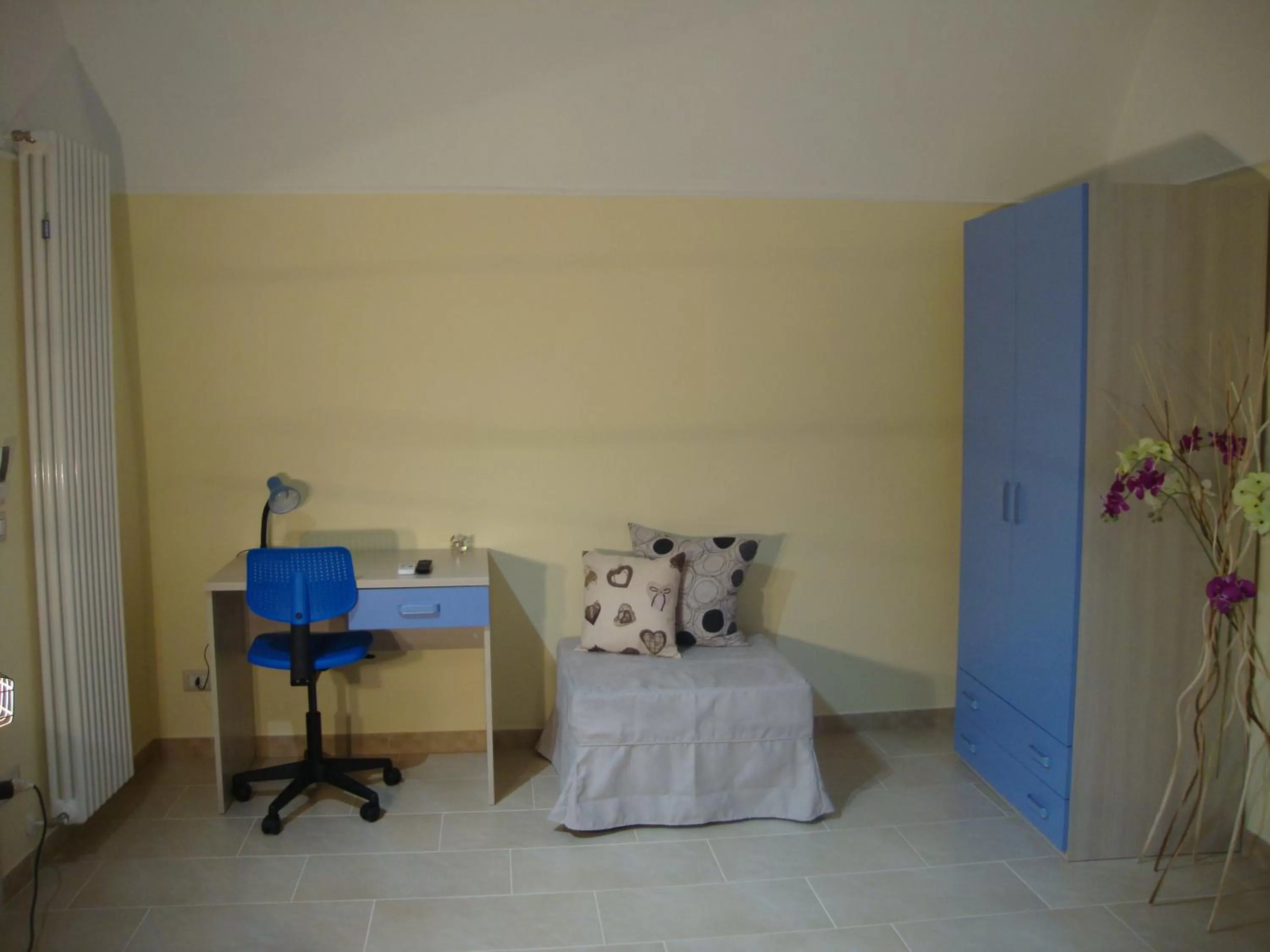 Photo of the whole room, Bed in B&B La Gemma dei Sassi