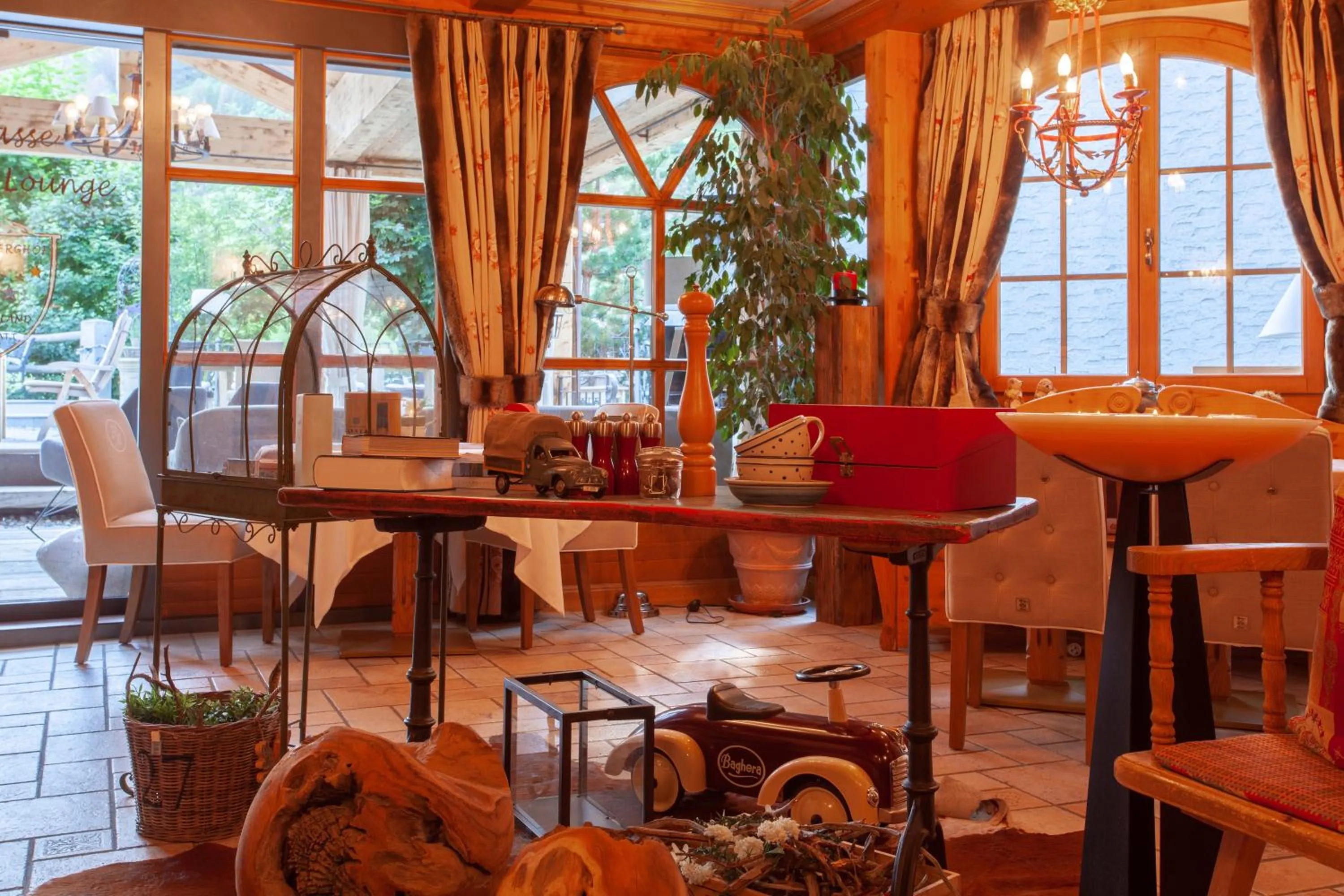 Restaurant/places to eat in Hotel Berghof