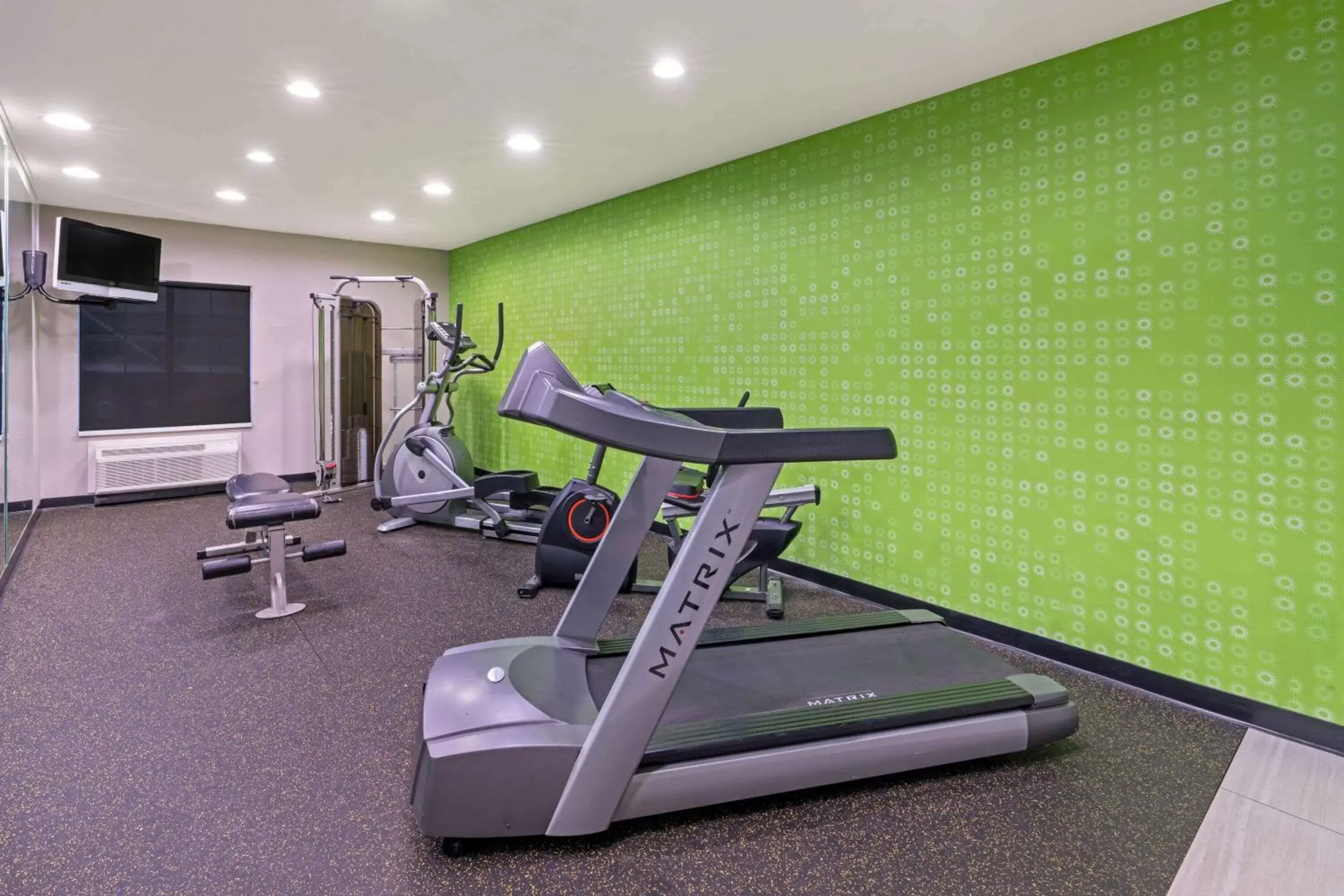 Fitness centre/facilities, Fitness Center/Facilities in La Quinta by Wyndham Phoenix I-10 West