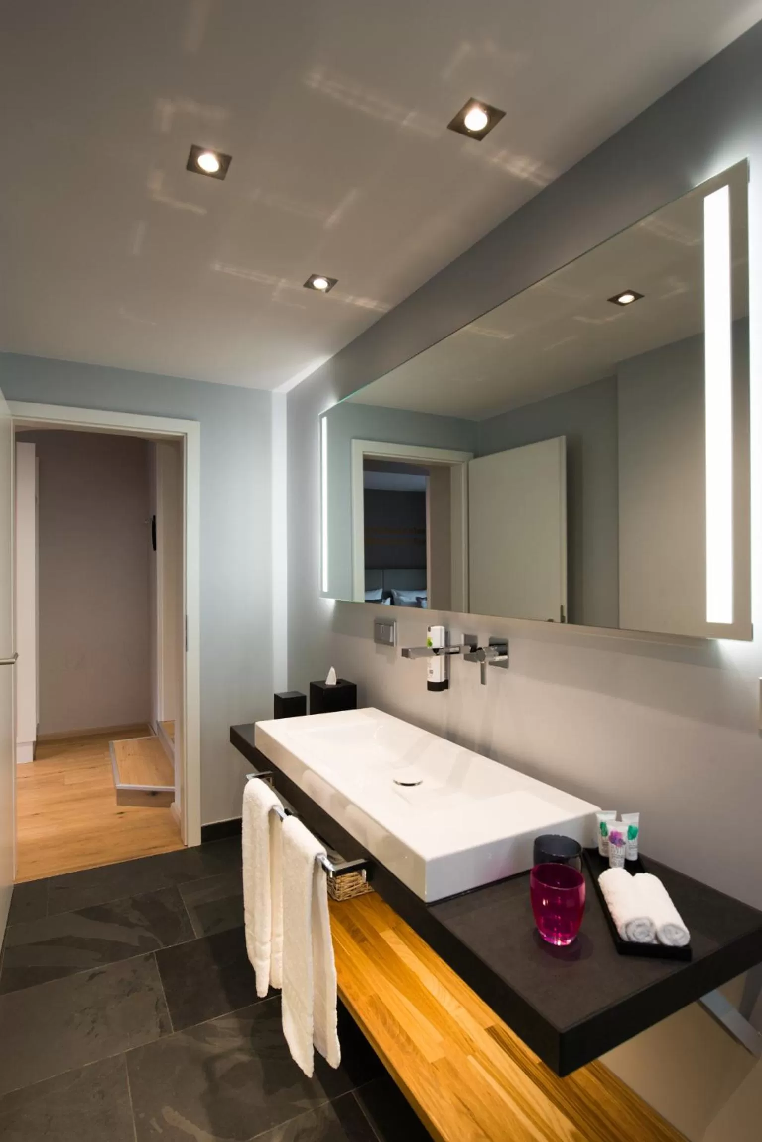 Bathroom in LIONO BoutiqueHotel