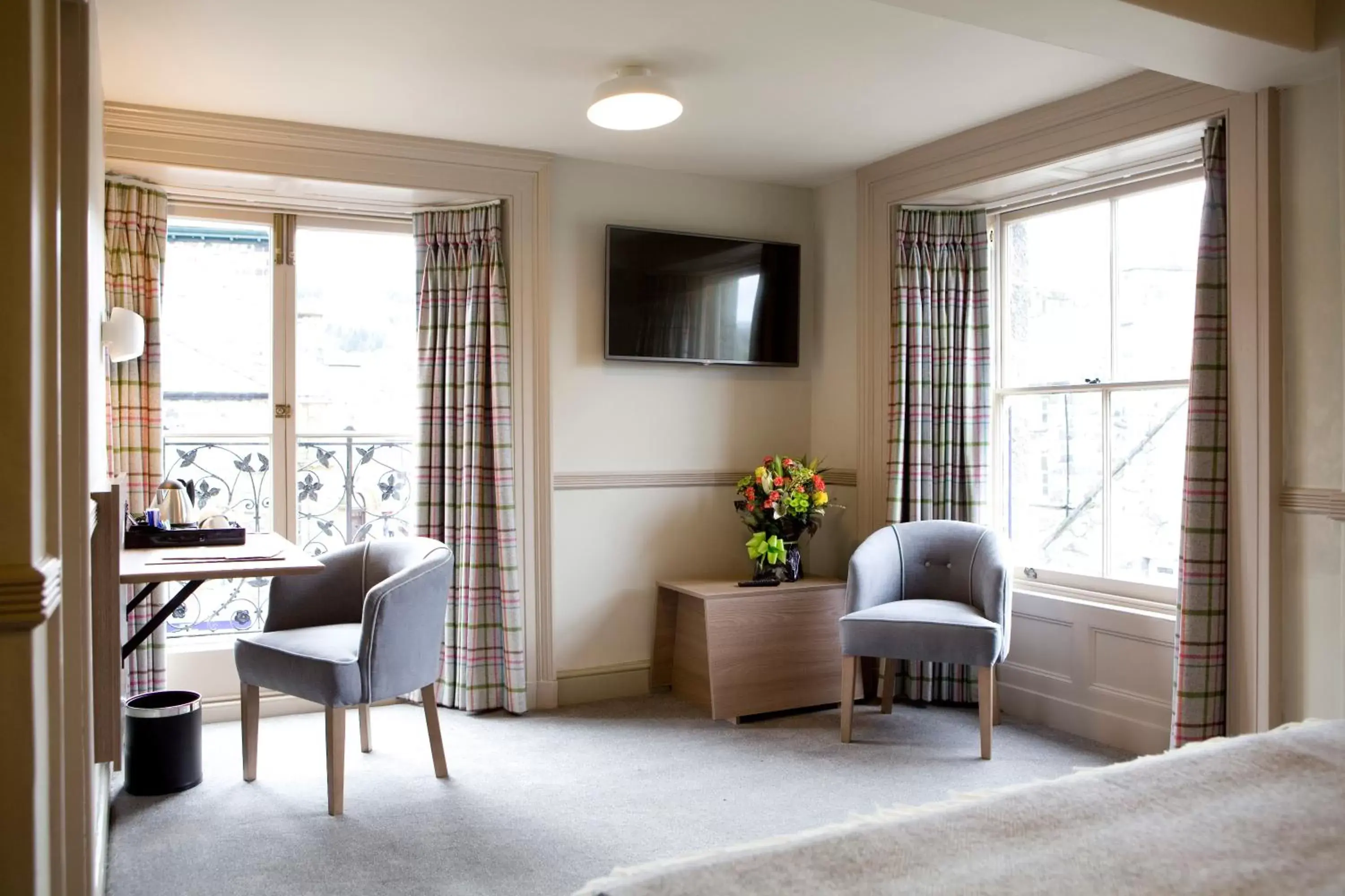 Deluxe Family Suite in Royal Ship Deluxe Family Suite in Royal Ship