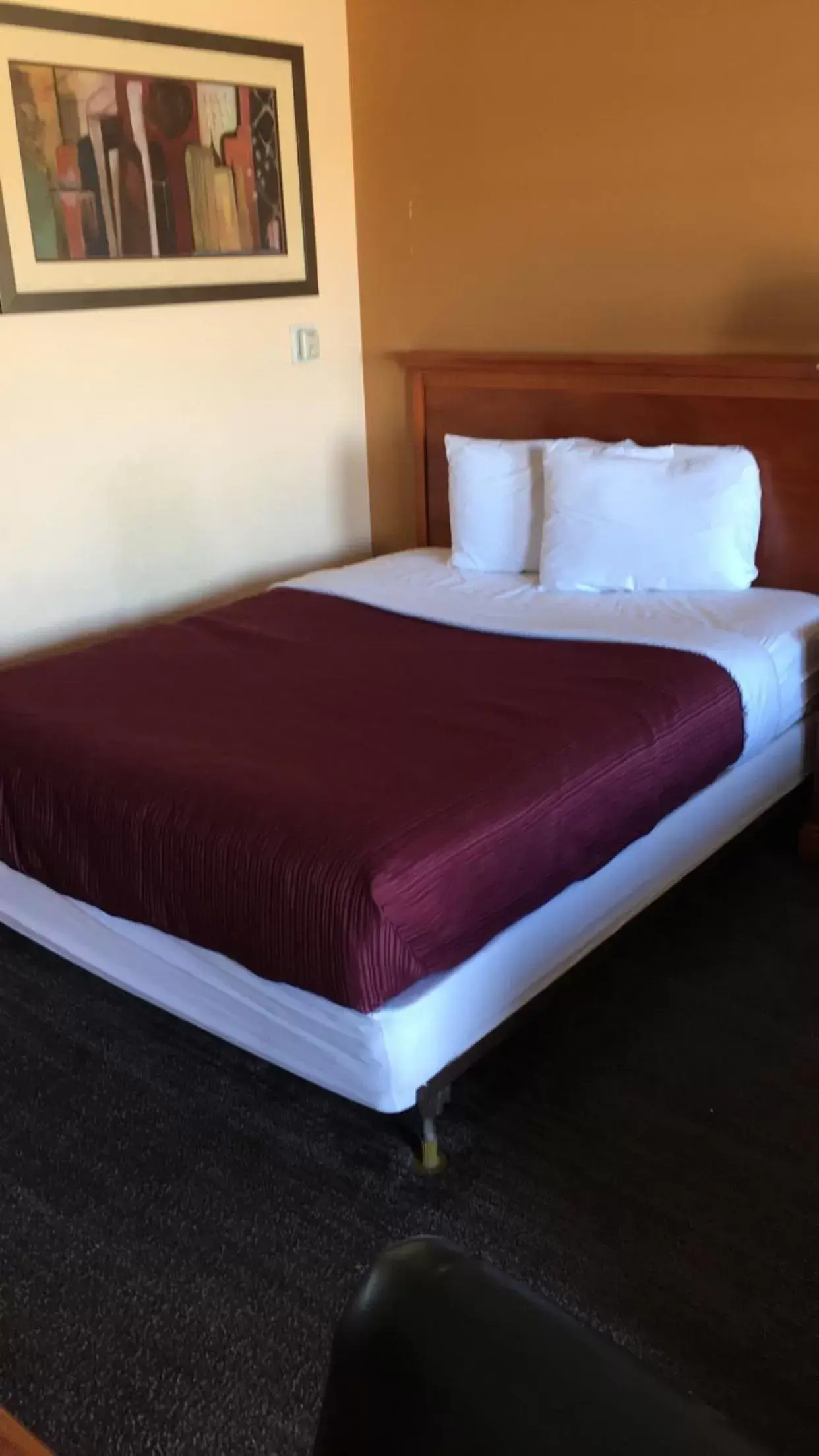Bed in Rodeway Inn Sergeant Bluff - Sioux City