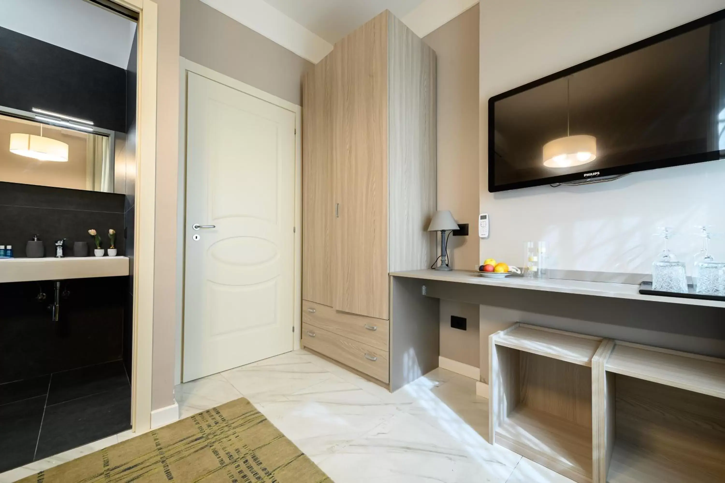 TV and multimedia, Bathroom in Dream House Pompei