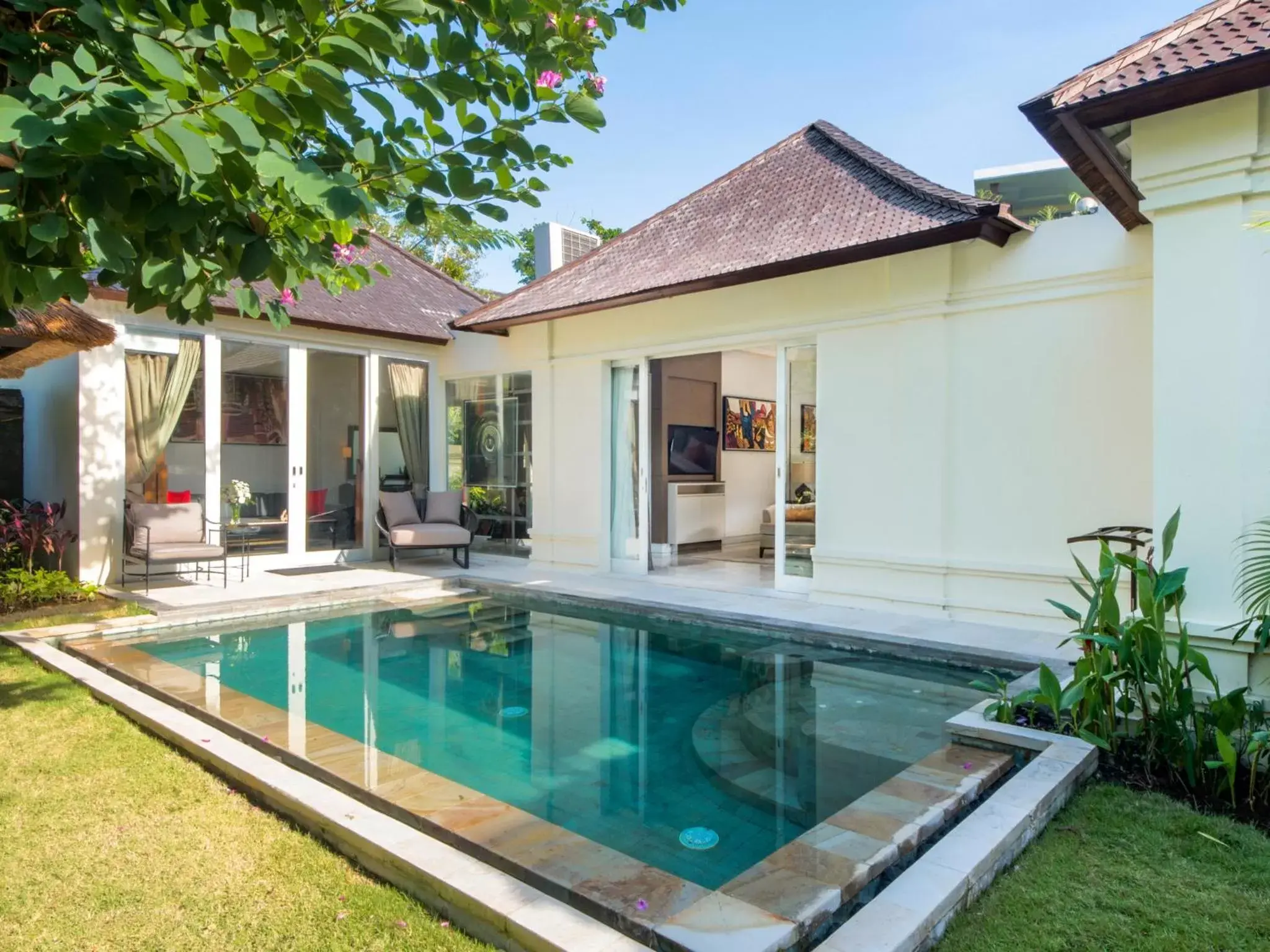 Seating area, Swimming Pool in Sofitel Bali Nusa Dua Beach Resort