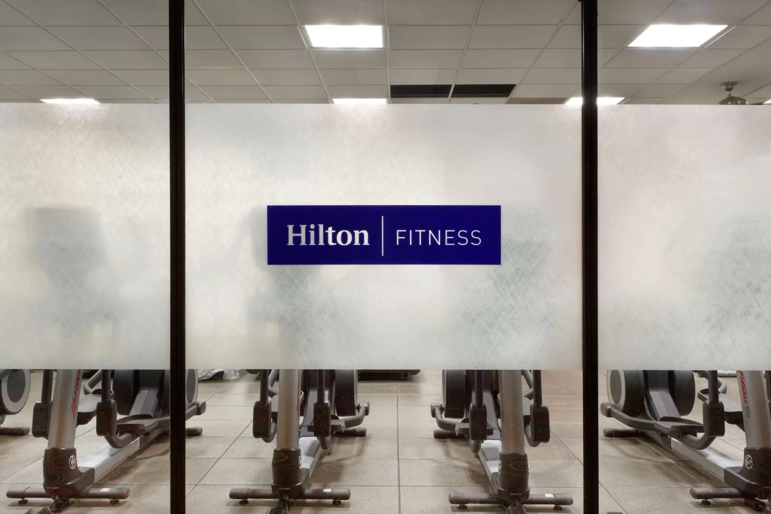 Fitness centre/facilities in Hilton Chicago O'Hare Airport