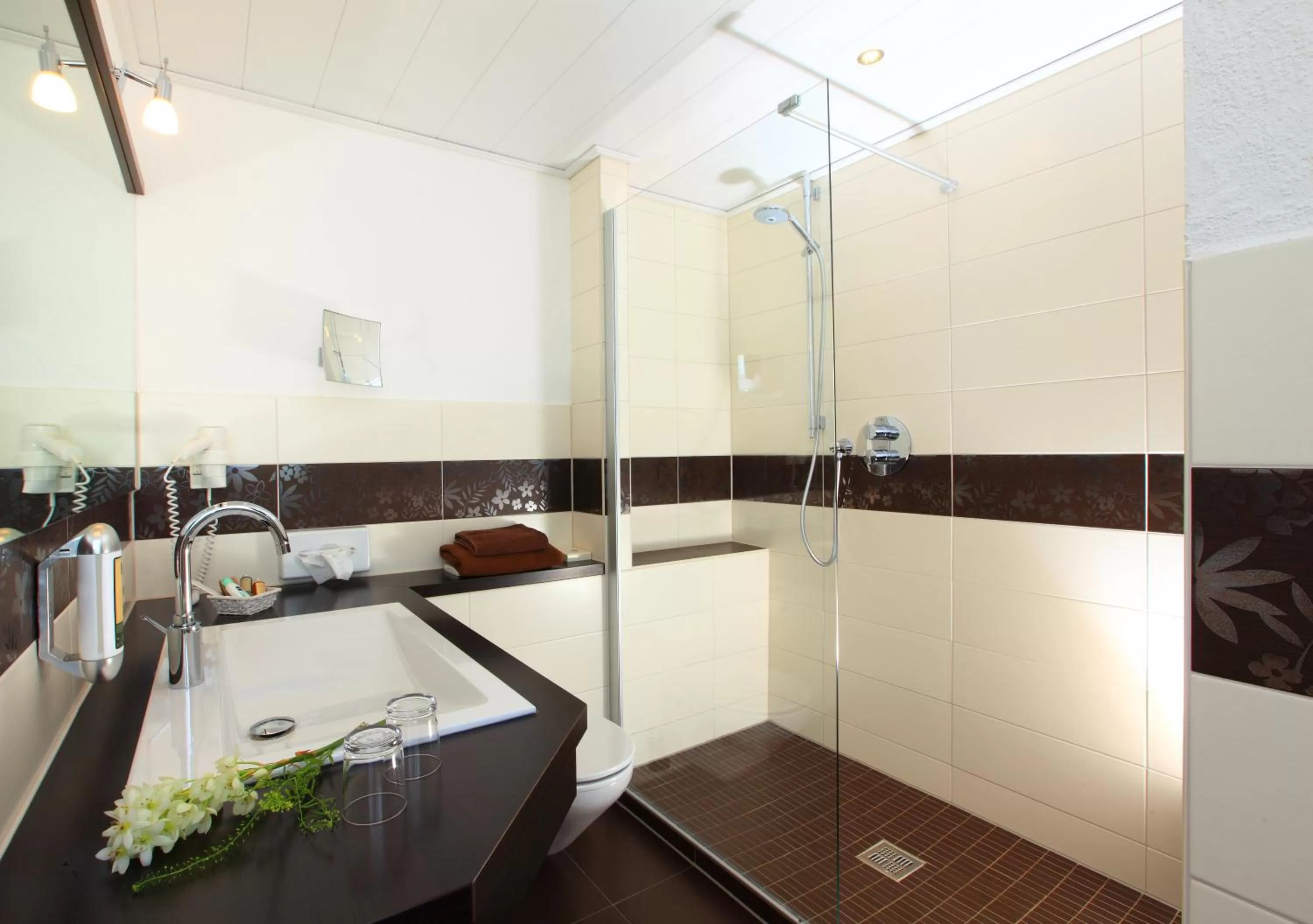 Bathroom in Engemann Kurve