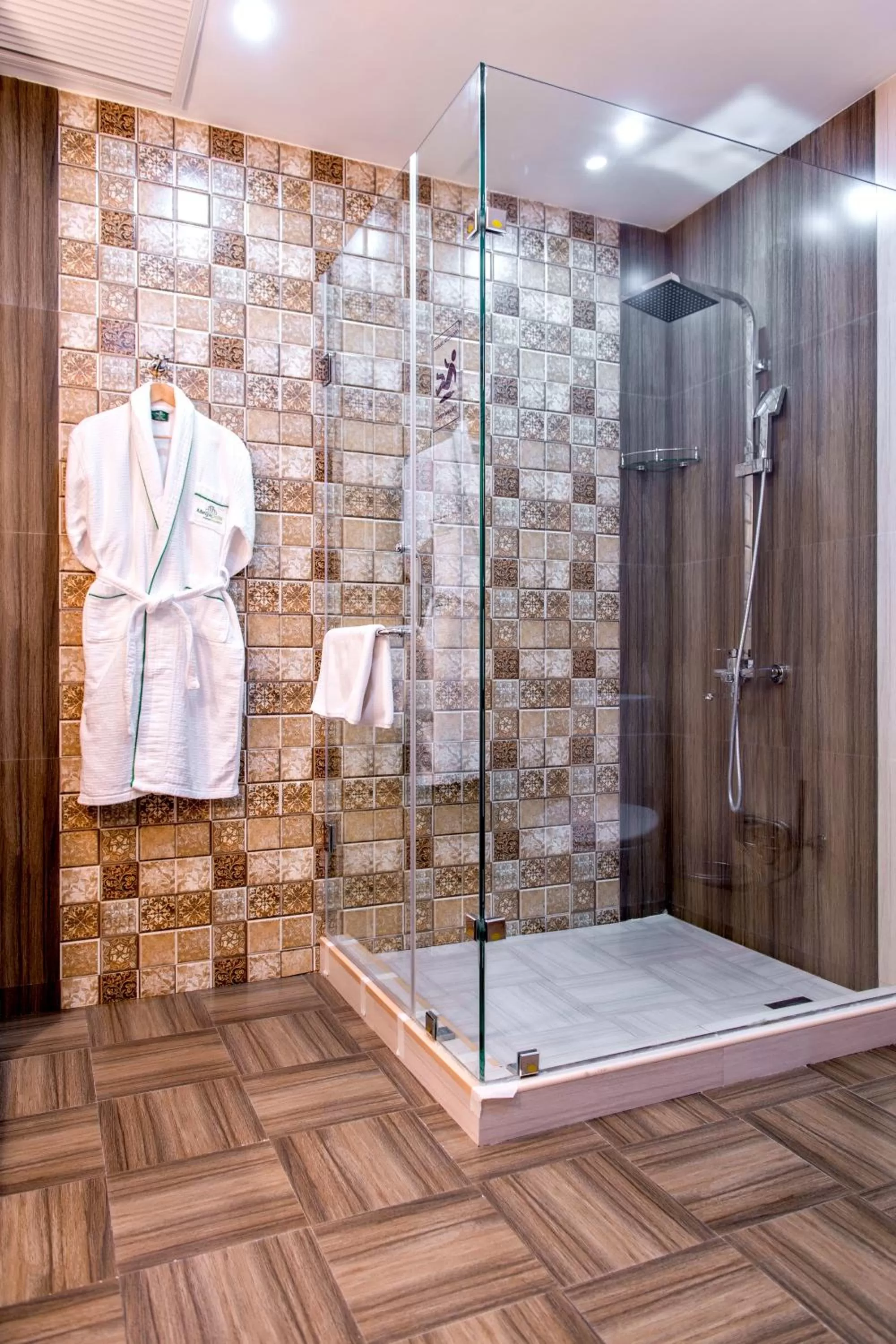 Shower in Megapolis Hotel Shymkent