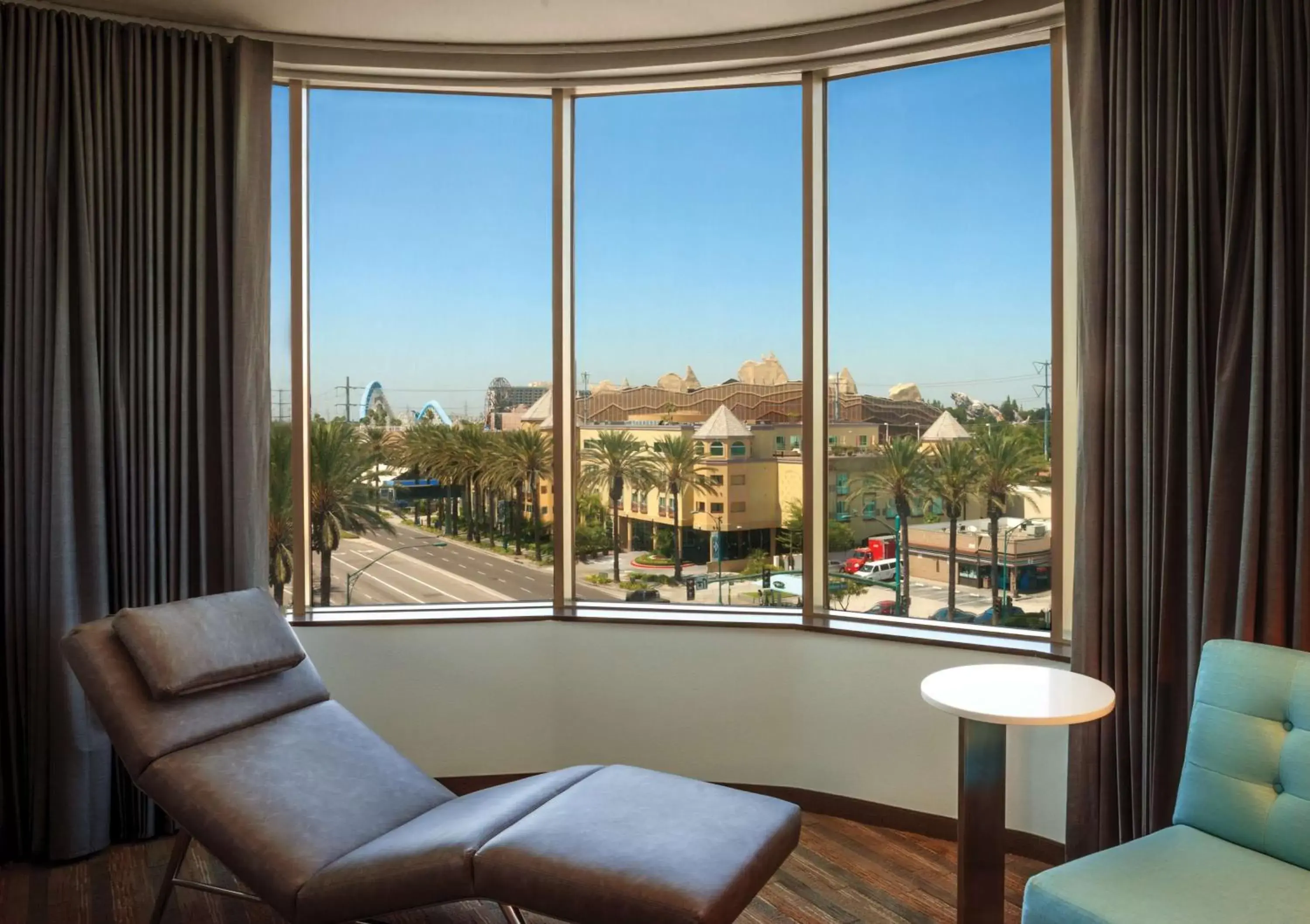 Seating Area in Hyatt House at Anaheim Resort/Convention Center