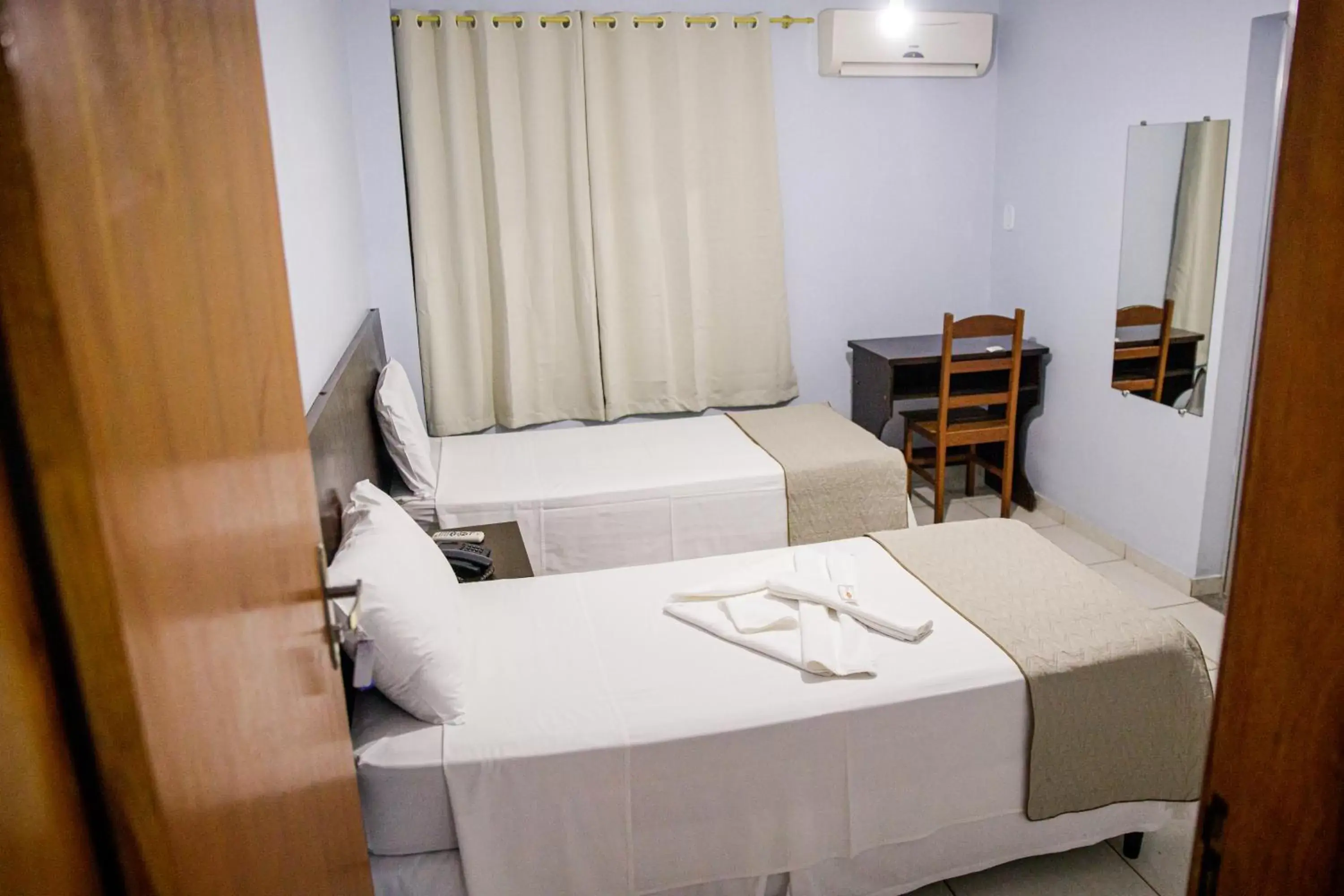 Standard Double Room - single occupancy in Hotel Albinos Standard Double Room - single occupancy in Hotel Albinos