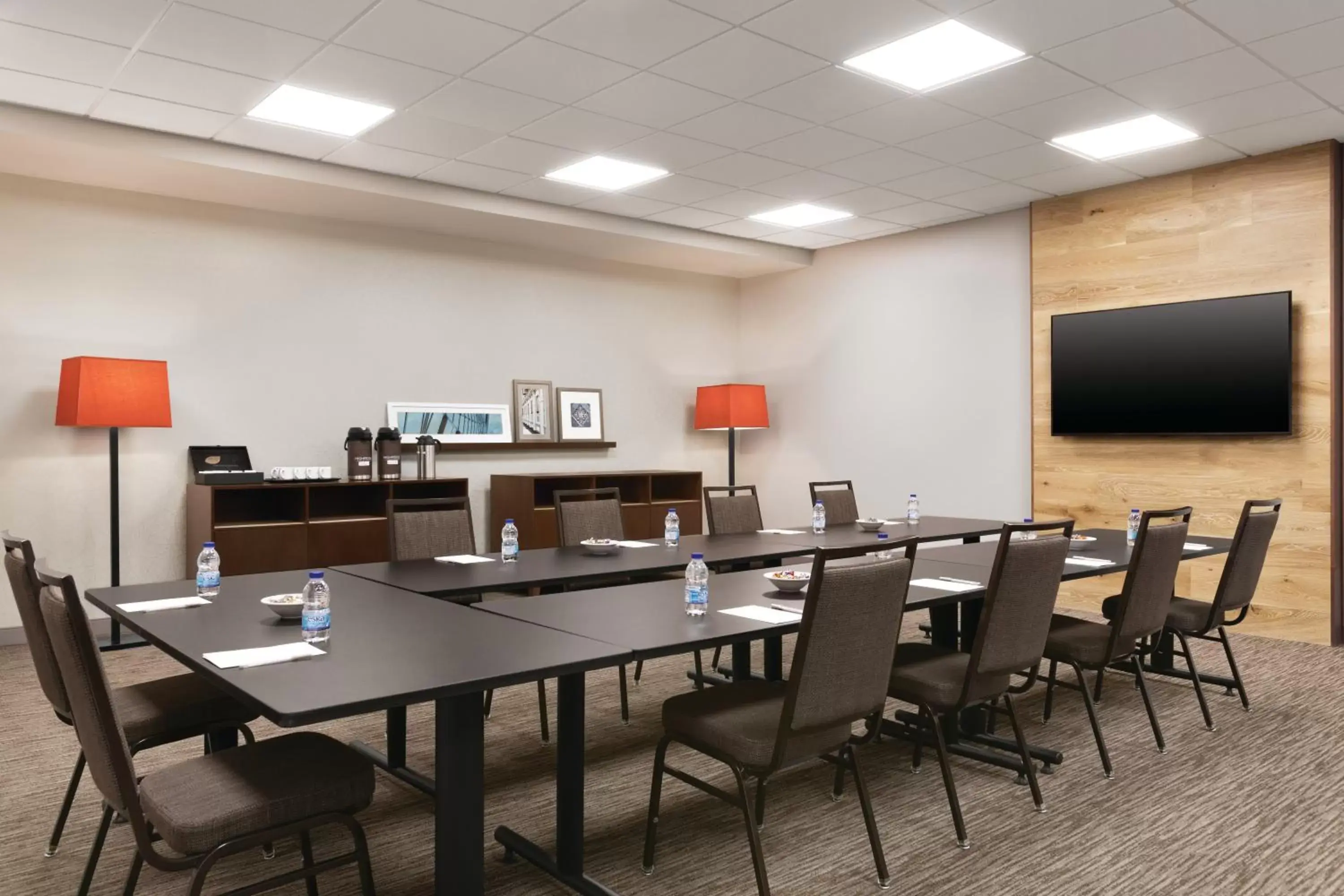 Business facilities in Country Inn & Suites by Radisson, Belleville, ON
