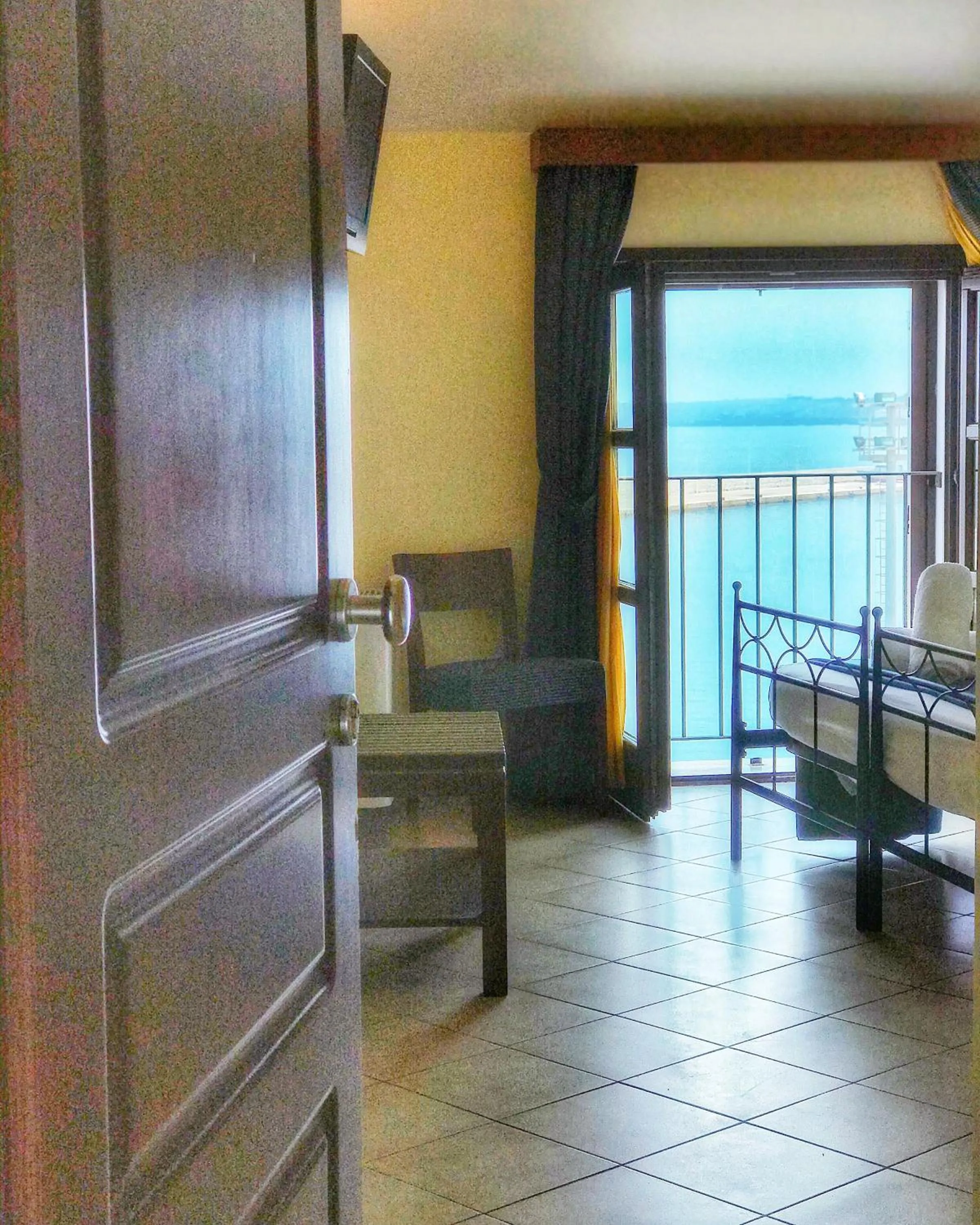 Day in Al Pescatore Hotel & Restaurant