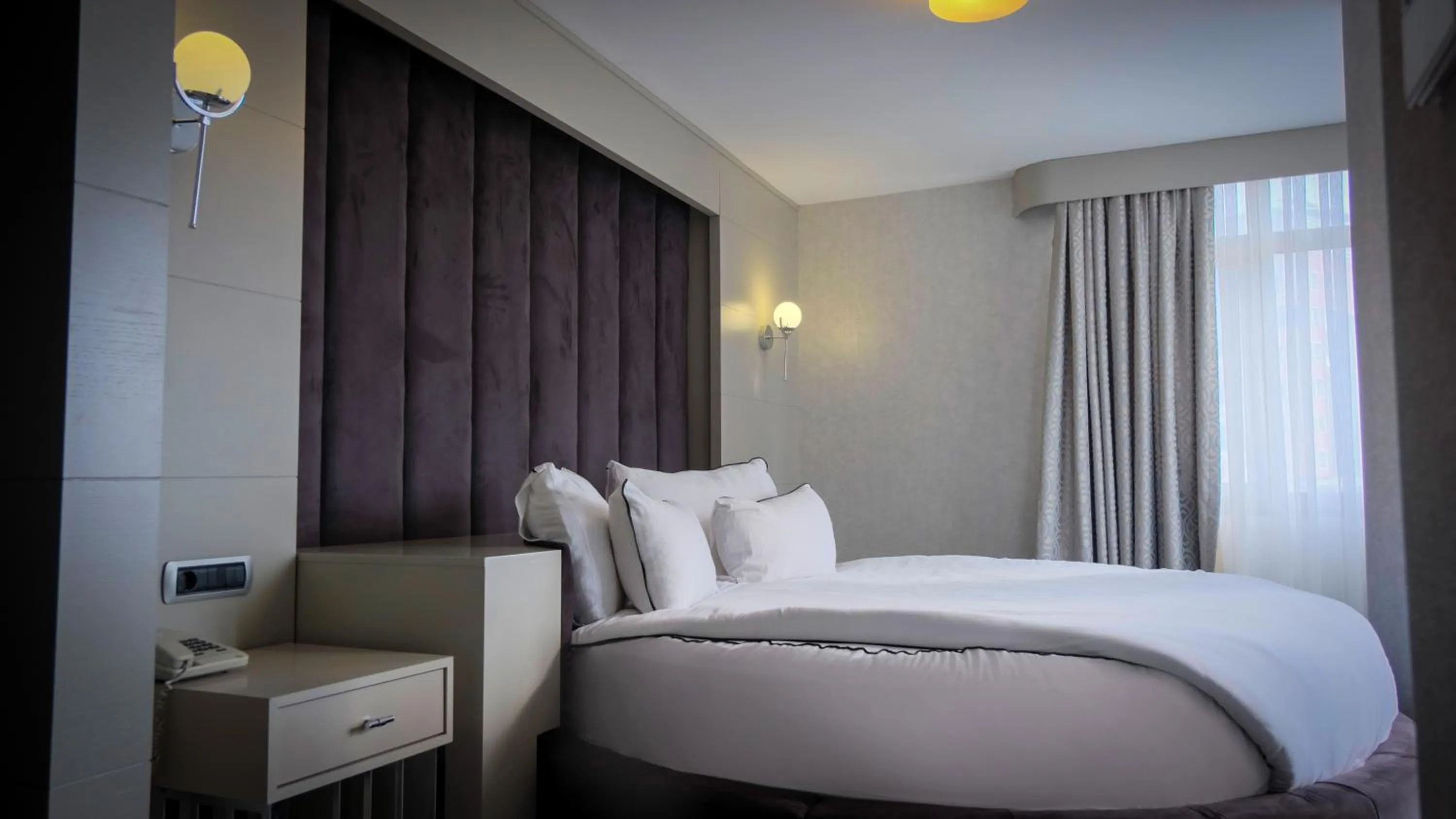 Bed in Kervansaray Bursa City Hotel