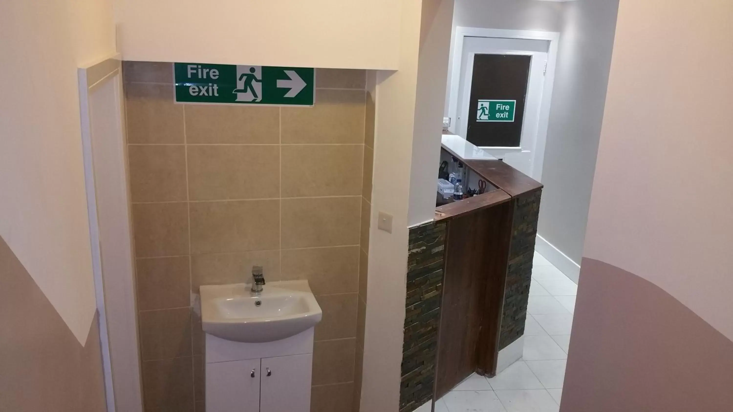 Other, Bathroom in Ali Inn Oxford
