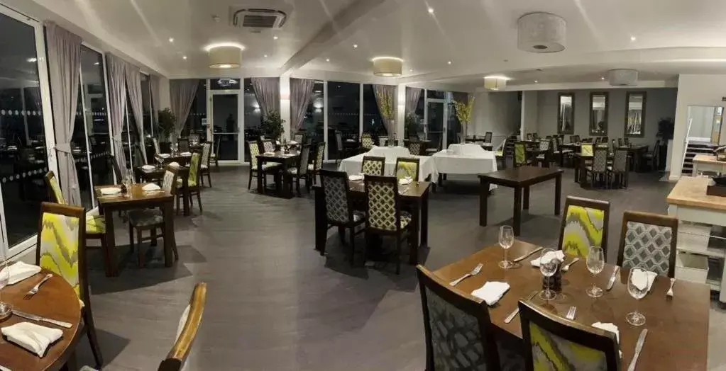 Restaurant/Places to Eat in Best Western Priory Hotel