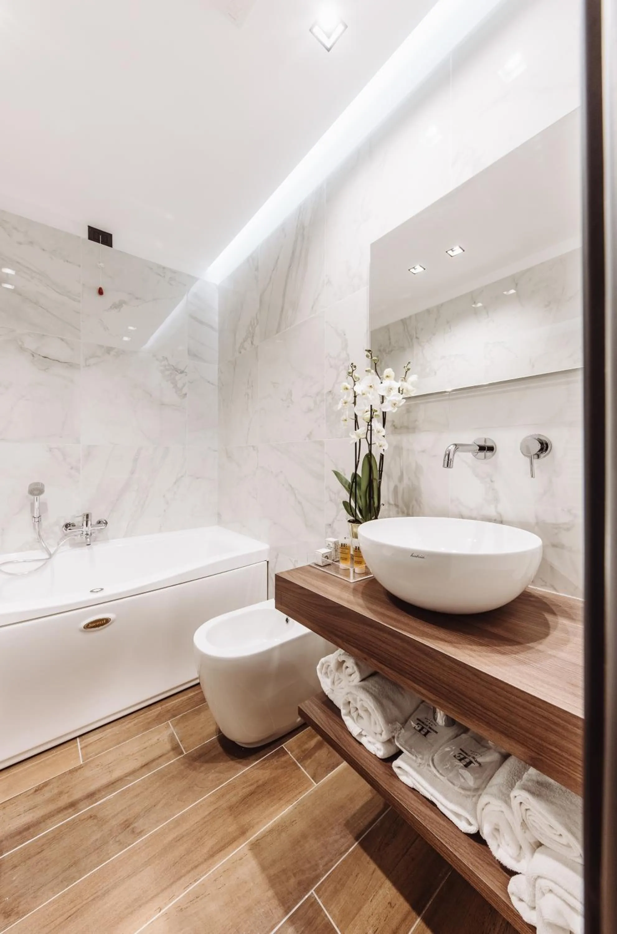 Hot Tub in Hotel Europa