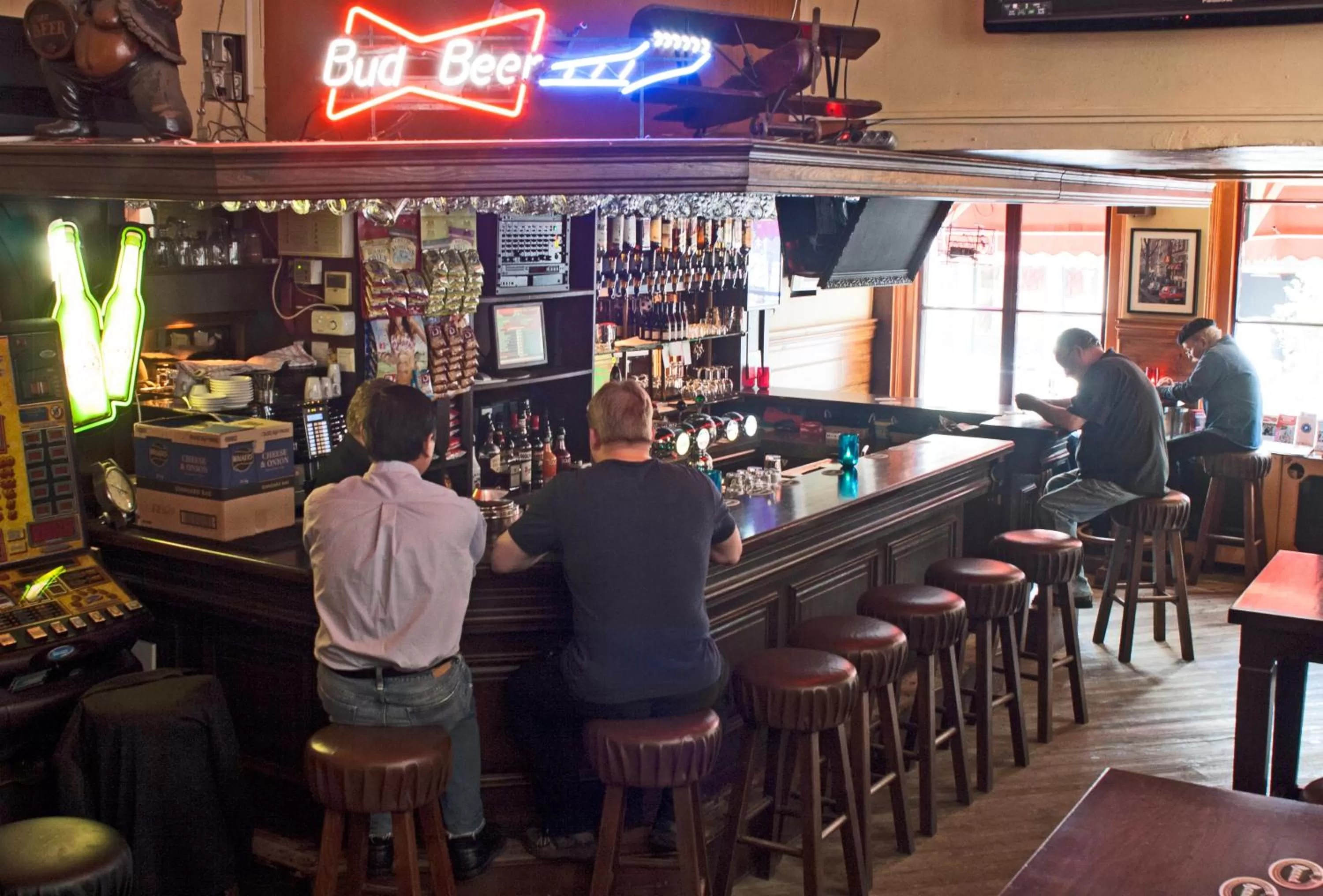 Restaurant/places to eat in Hotel Torenzicht