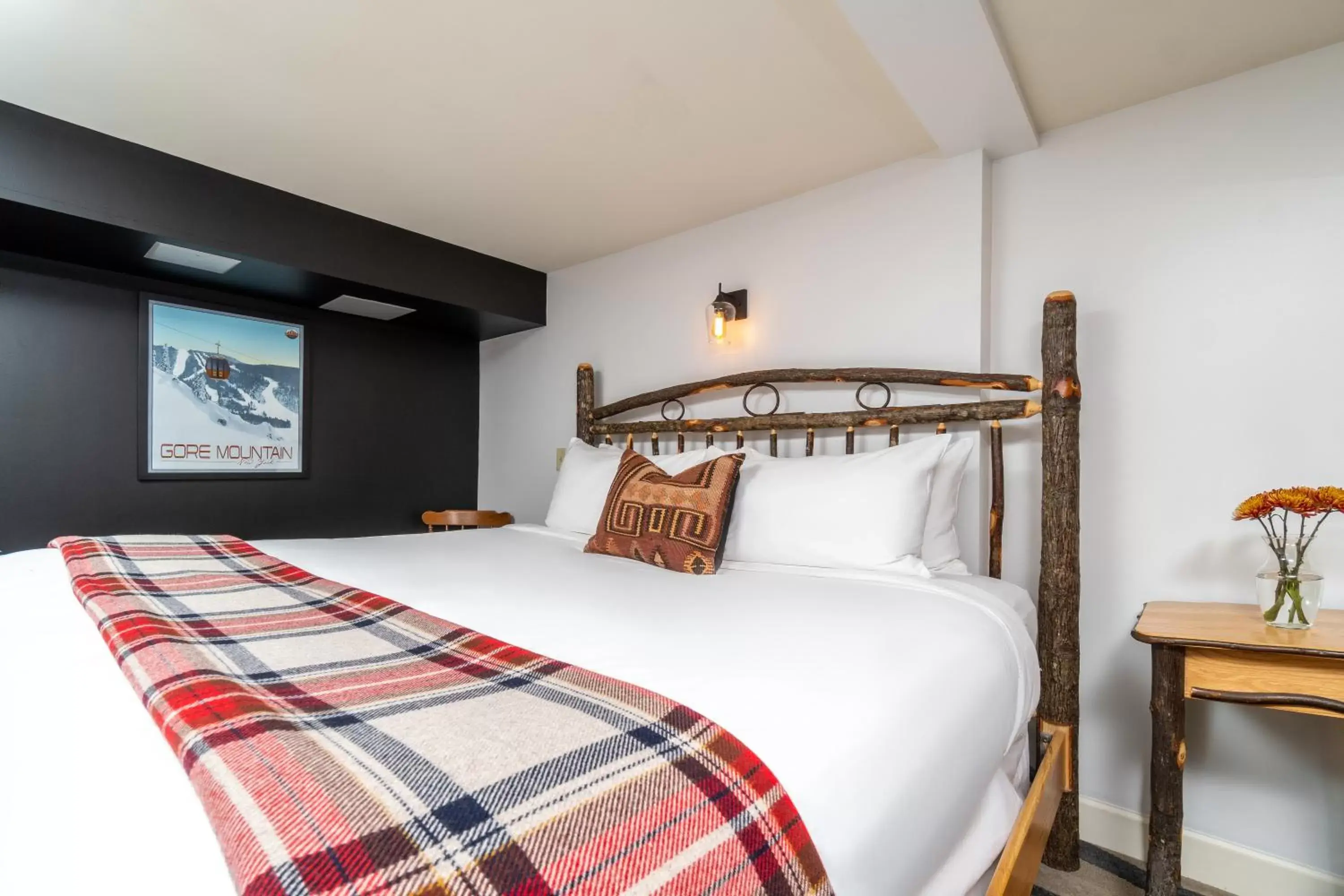 Bed in The Alpine Lodge