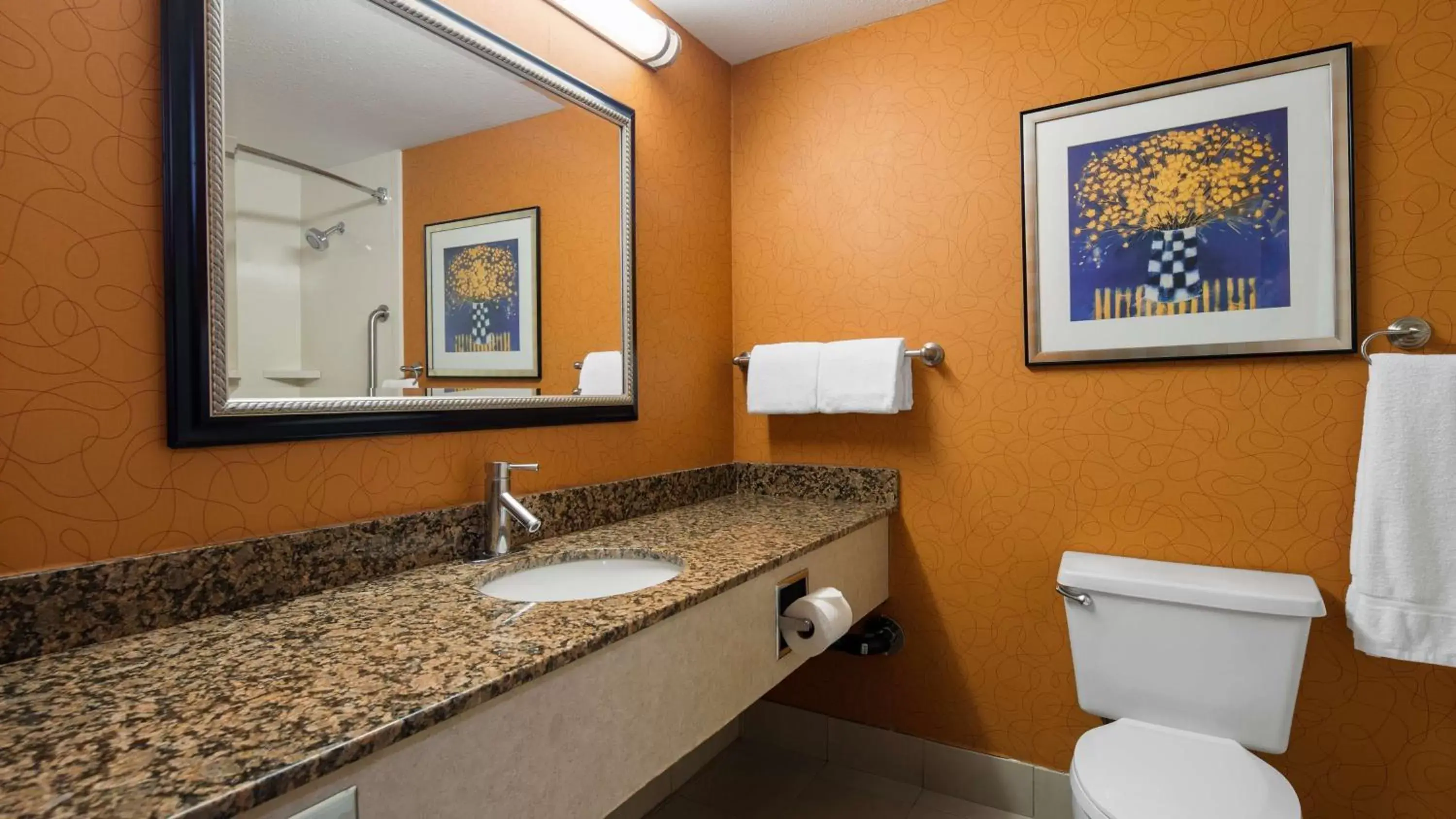 Photo of the whole room, Bathroom in Best Western Plus Fresno Airport Hotel