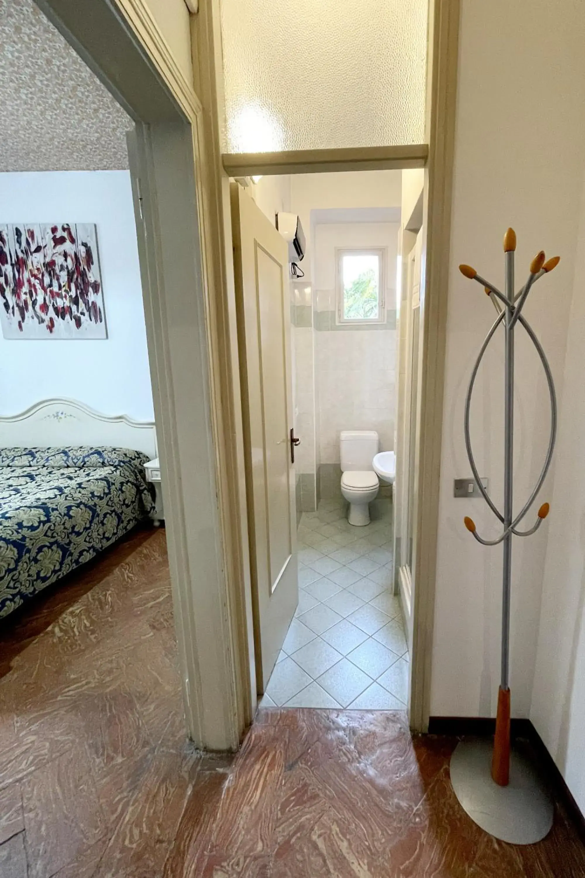 Photo of the whole room, Bathroom in Hotel Terzo Crotto