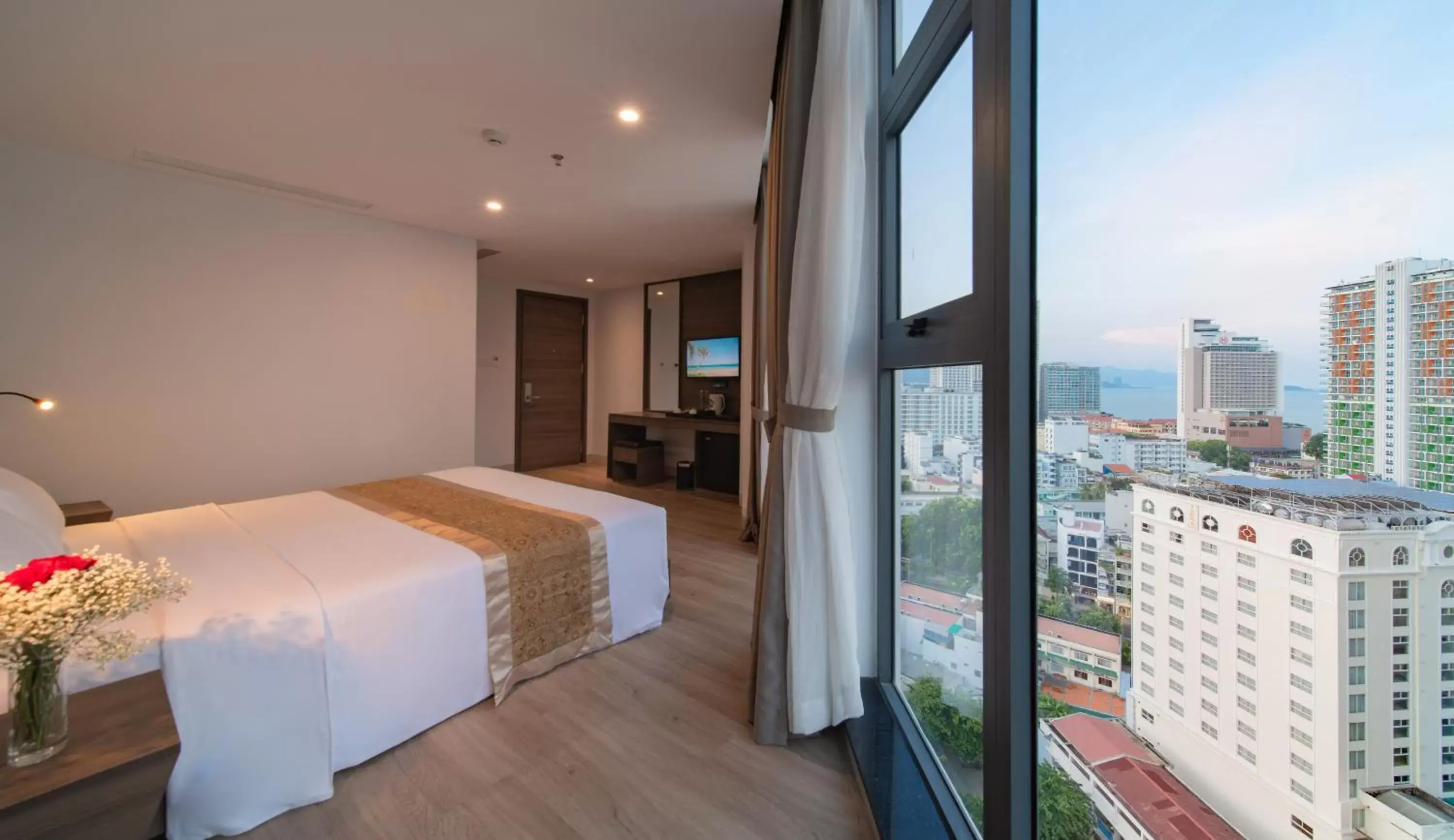 City view, Bed in Zenia Boutique Hotel Nha Trang