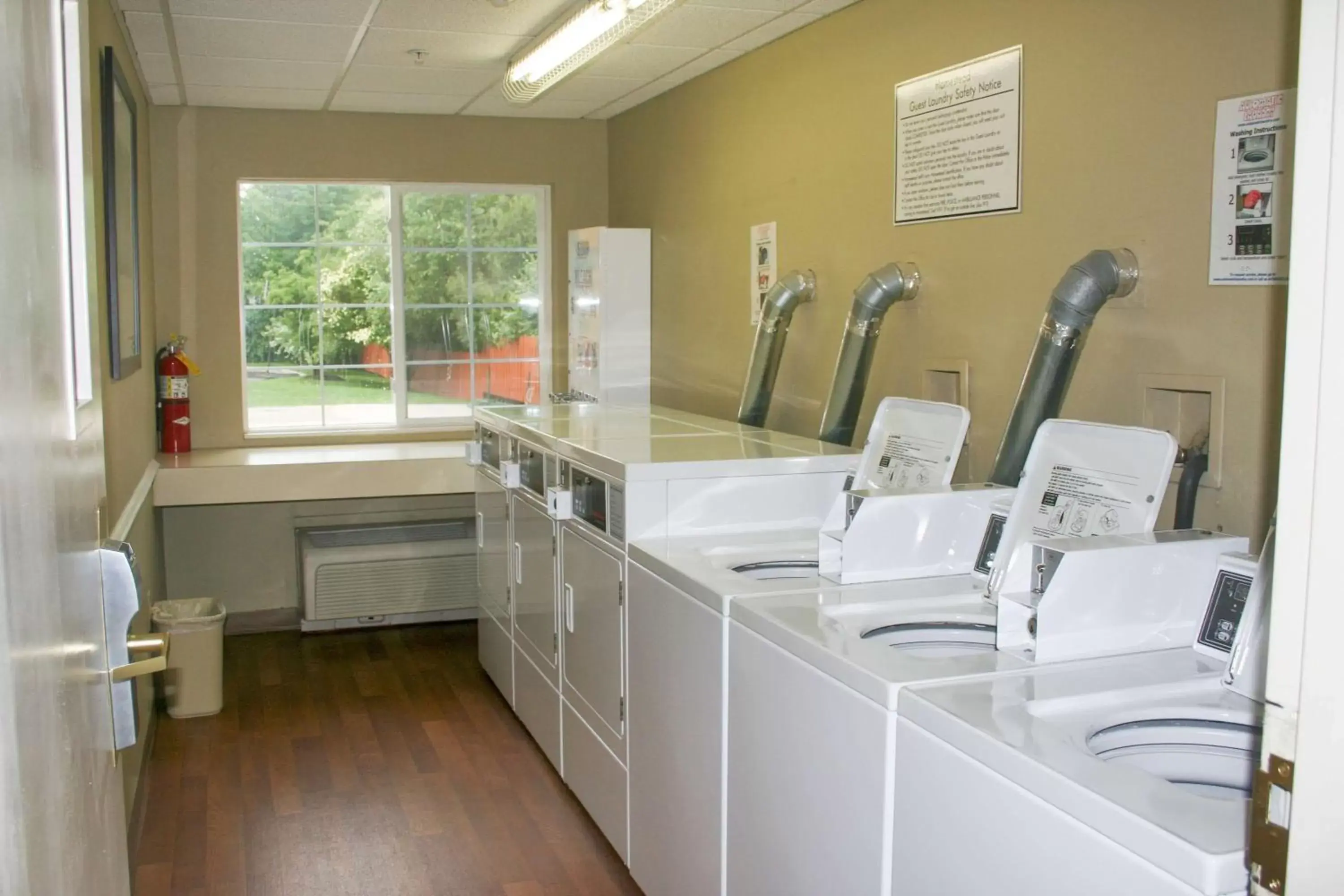 laundry, Bathroom in Extended Stay America Suites - Providence - Airport