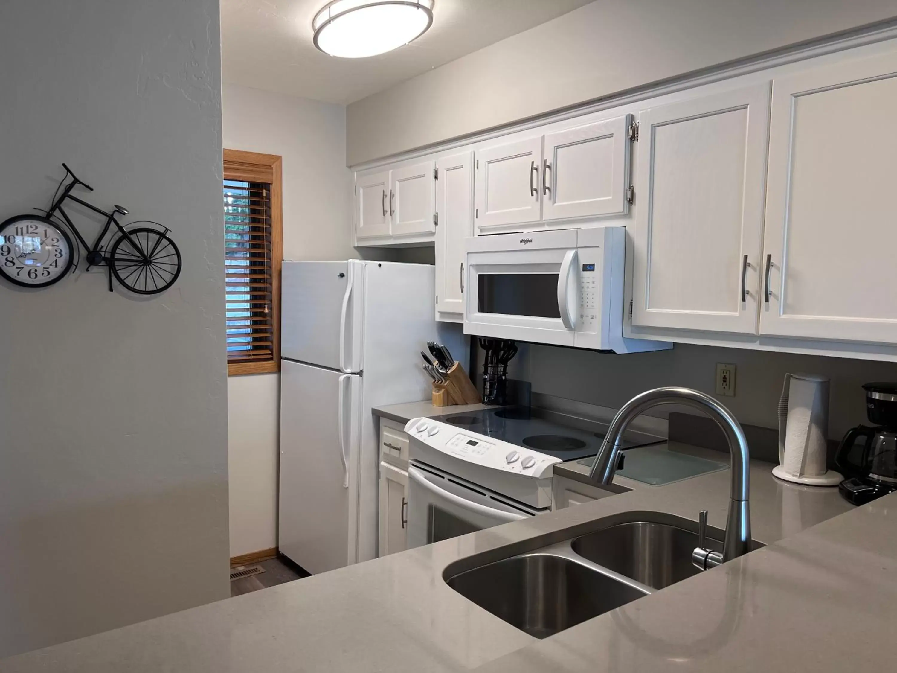 kitchen, Kitchen/Kitchenette in Homestead Suites - Fish Creek