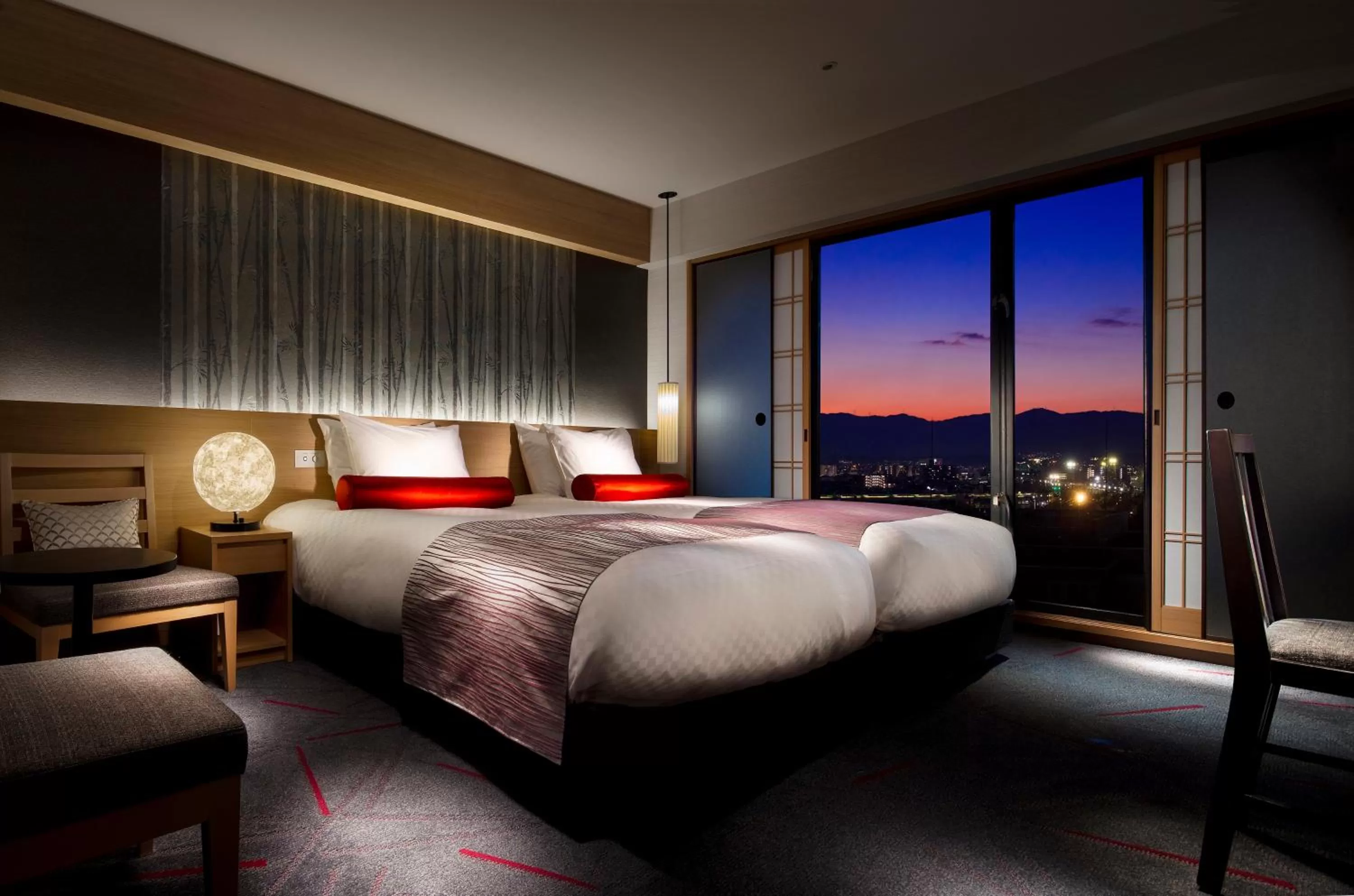 Photo of the whole room, Bed in RIHGA Royal Hotel Kyoto