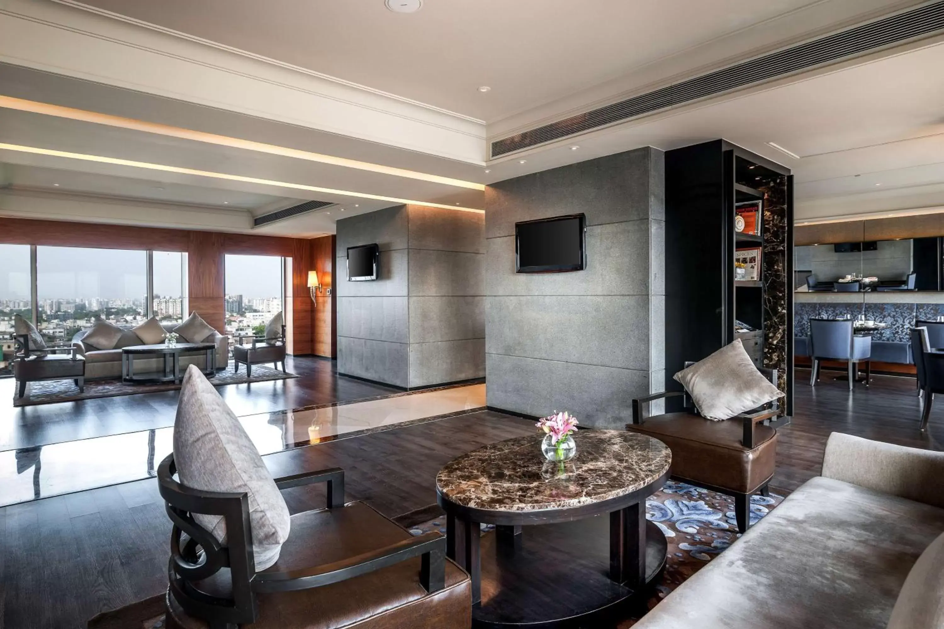 Lounge or bar in Hyatt Ahmedabad Lounge or bar in Hyatt Ahmedabad