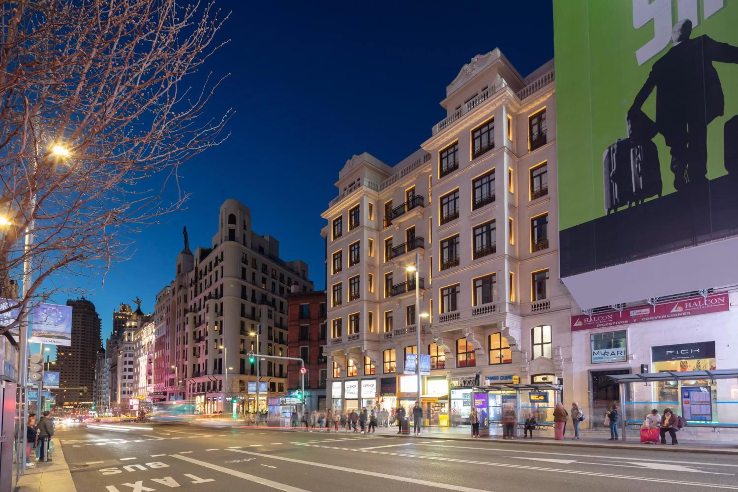 Property building in Ikonik Gran Vía