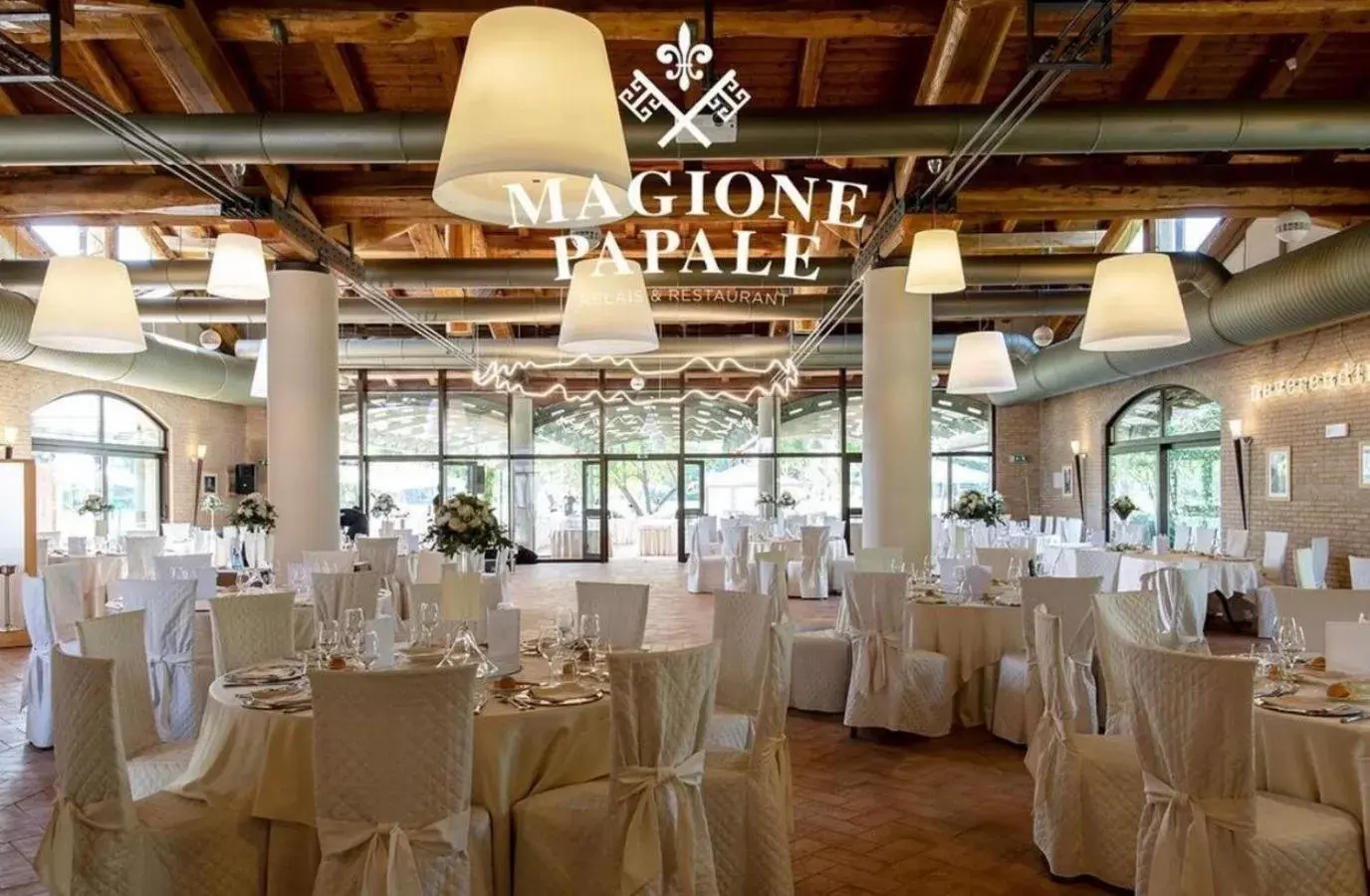 Restaurant/places to eat, Banquet Facilities in Magione Papale Relais