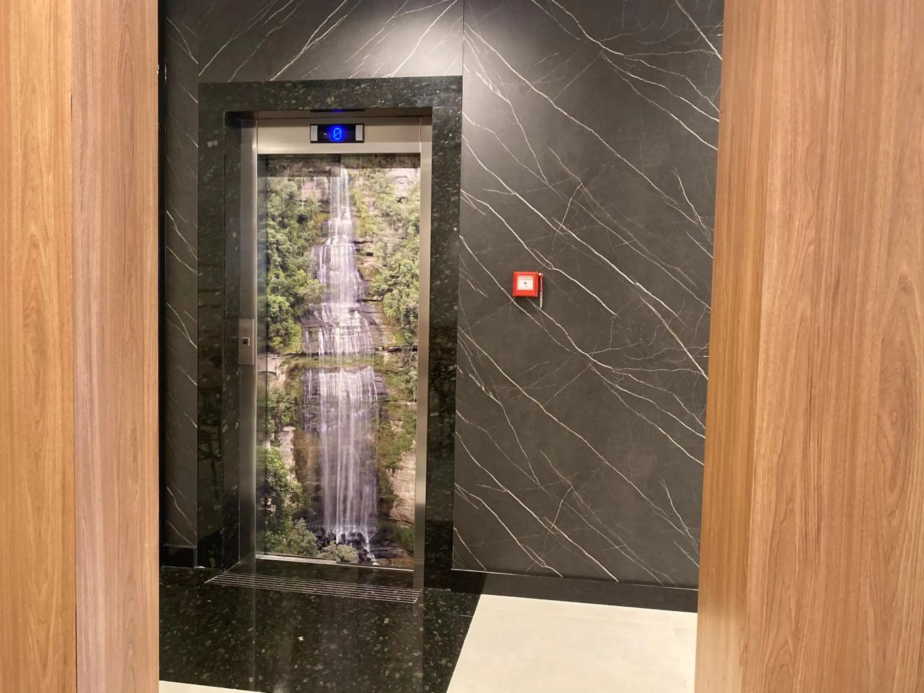 Facility for disabled guests in Mayná Hotel Prudentópolis Centro Facility for disabled guests in Mayná Hotel Prudentópolis Centro