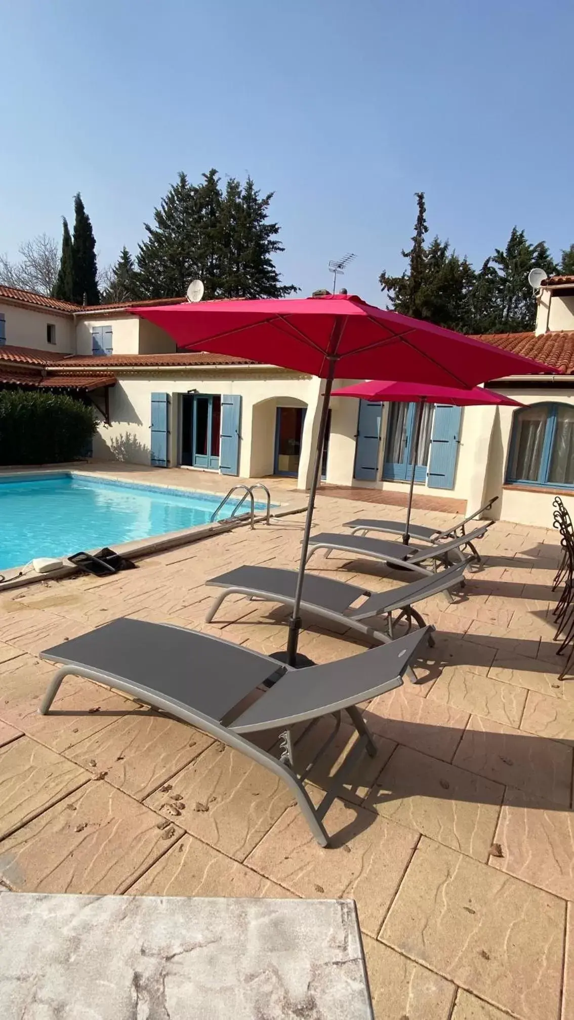 Swimming Pool in Hôtel Bel Valen