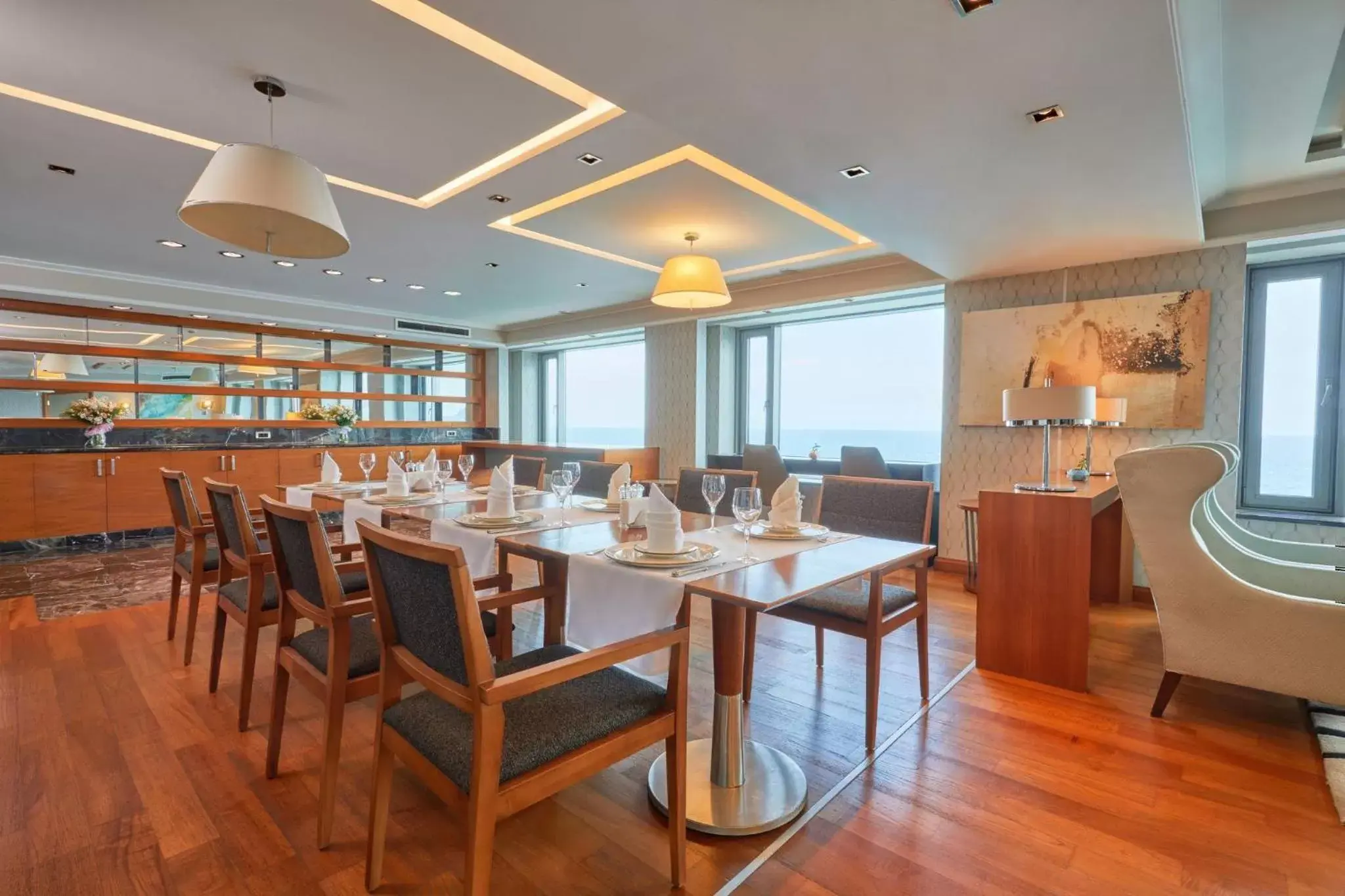 Lounge or bar in Dedeman Zonguldak Lounge or bar in Dedeman Zonguldak