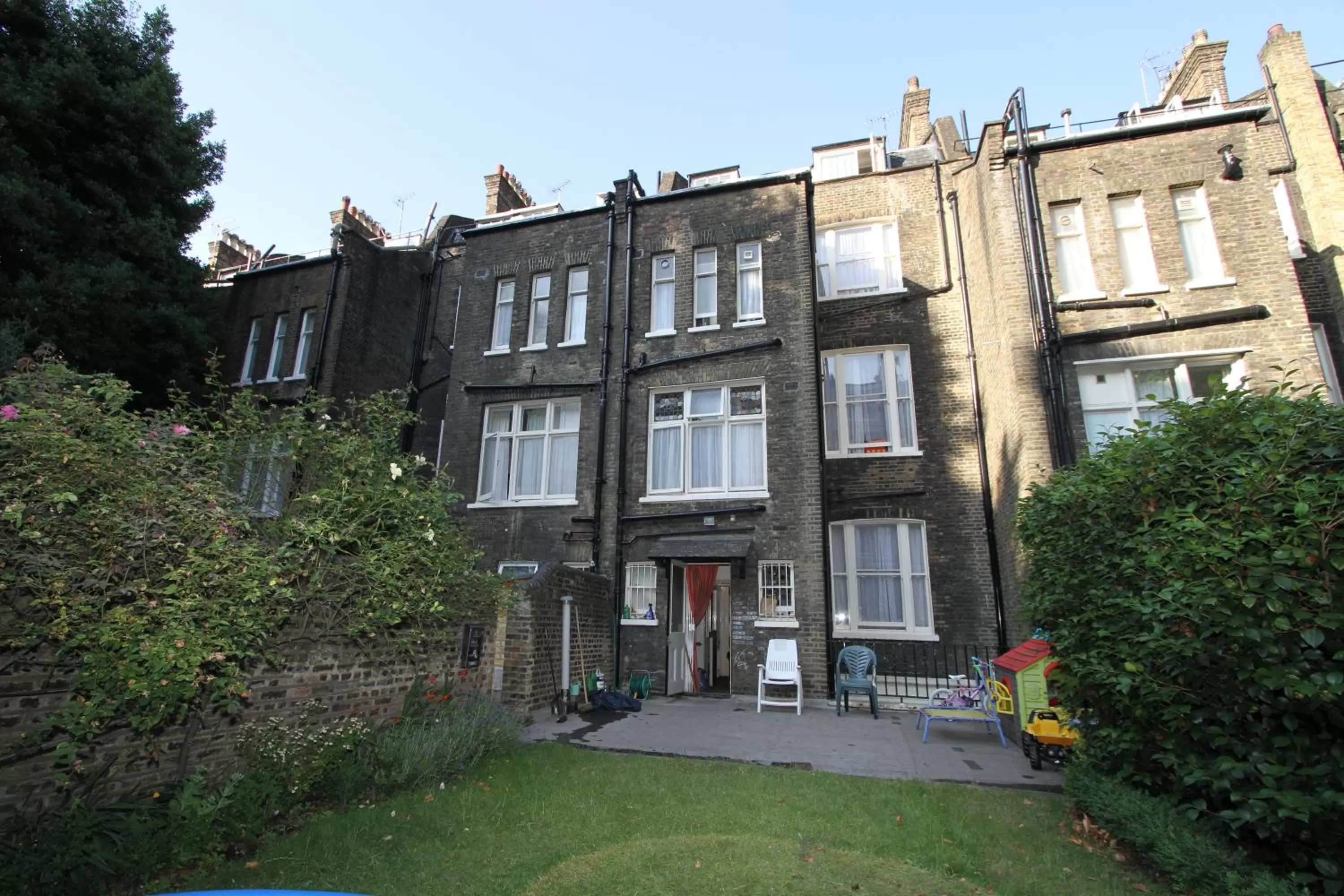 Garden in Ridgemount Hotel