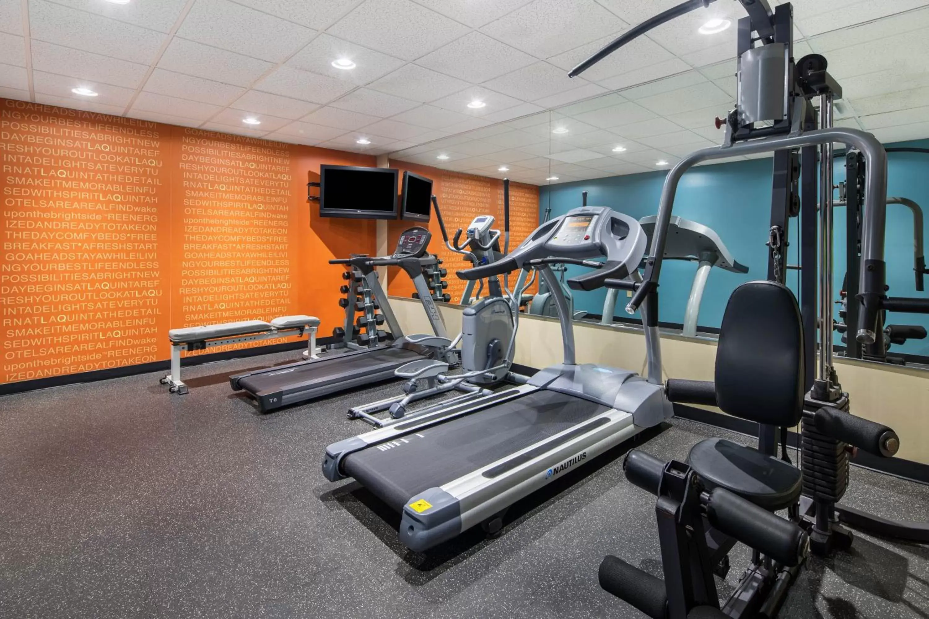 Fitness centre/facilities, Fitness Center/Facilities in La Quinta by Wyndham Oxford - Anniston