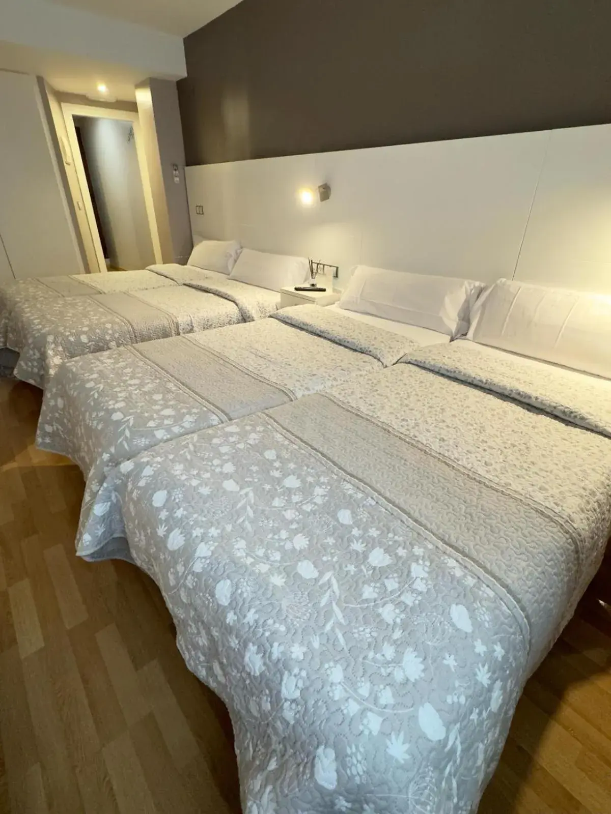 Bedroom, Bed in Hotel El Acebo