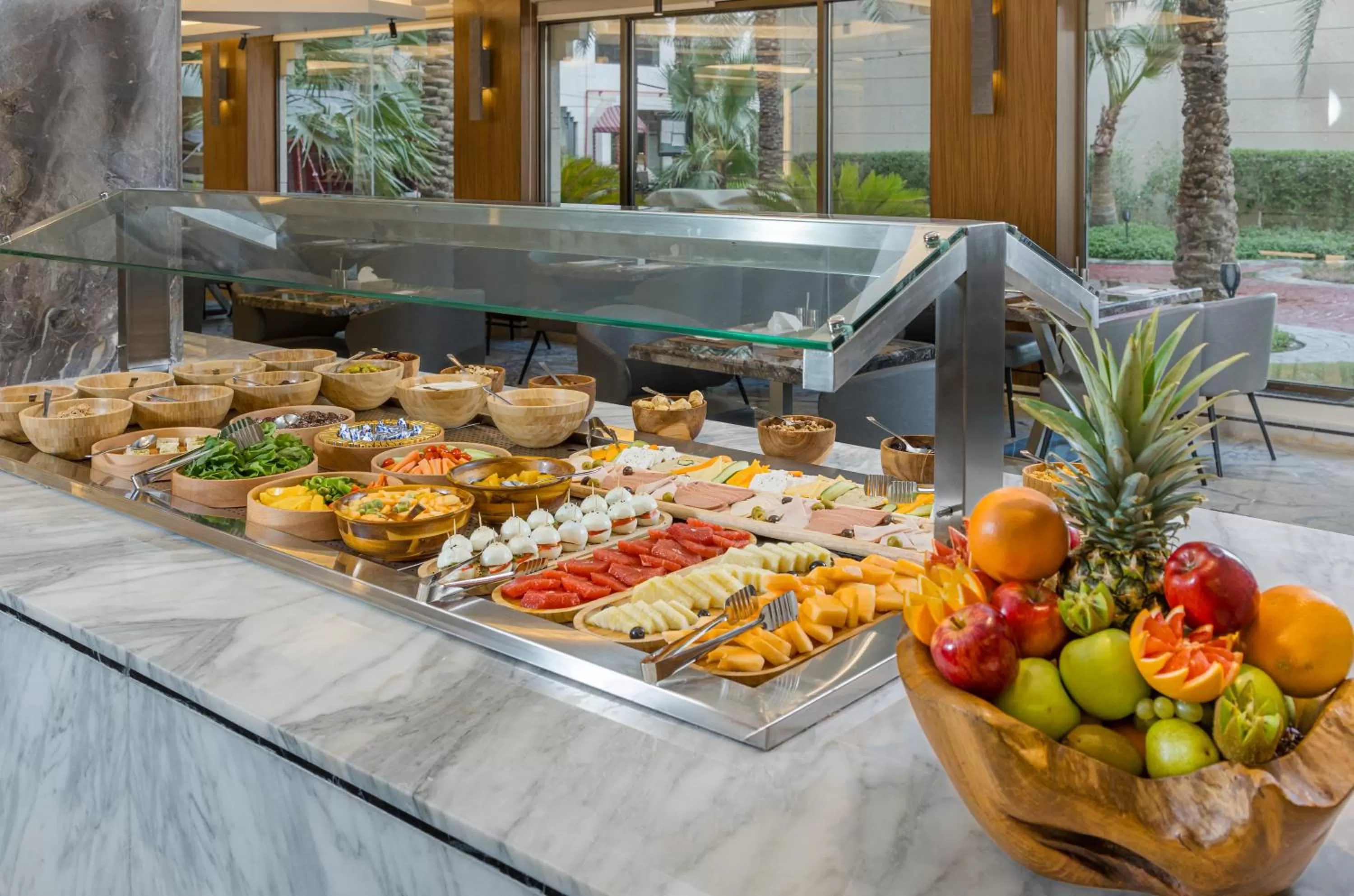 Food and drinks in Madareem Hotel