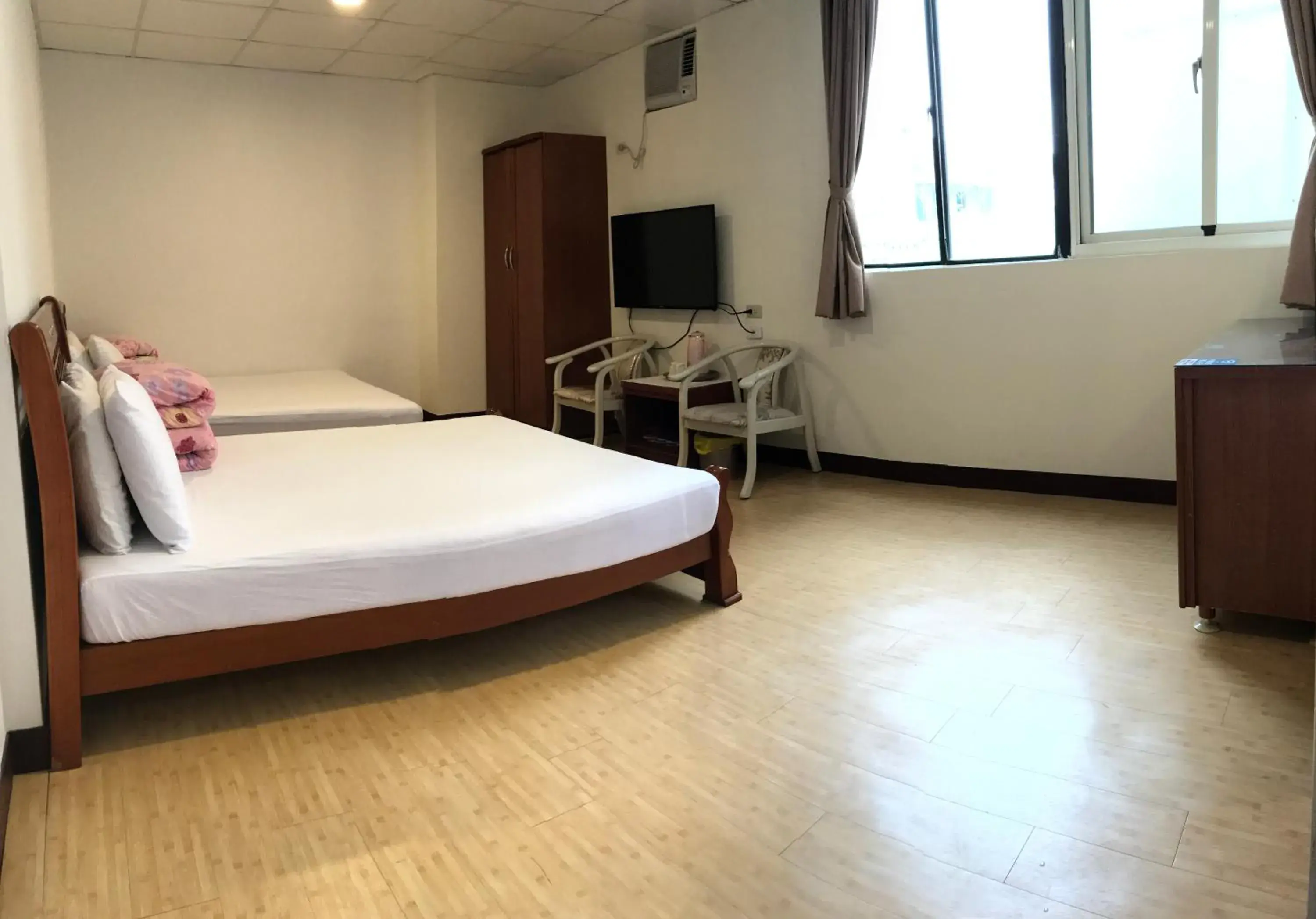Photo of the whole room, Bed in Chantai Hotel