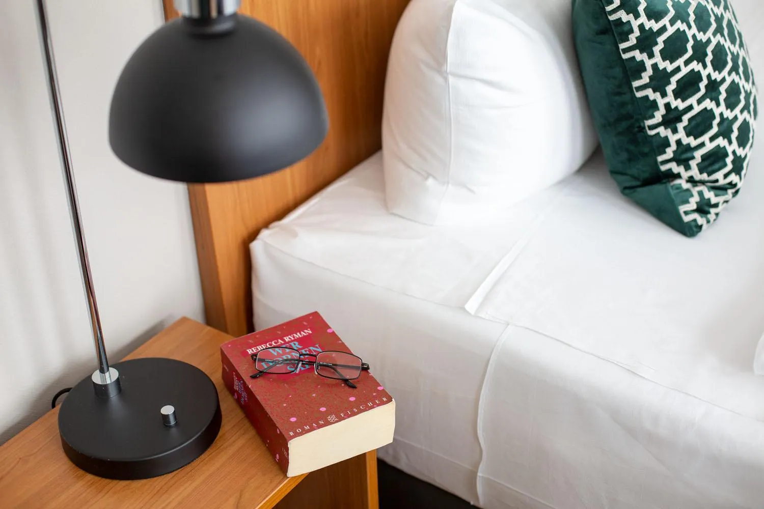 Bedroom, Bed in Comfort Hotel tom Kyle