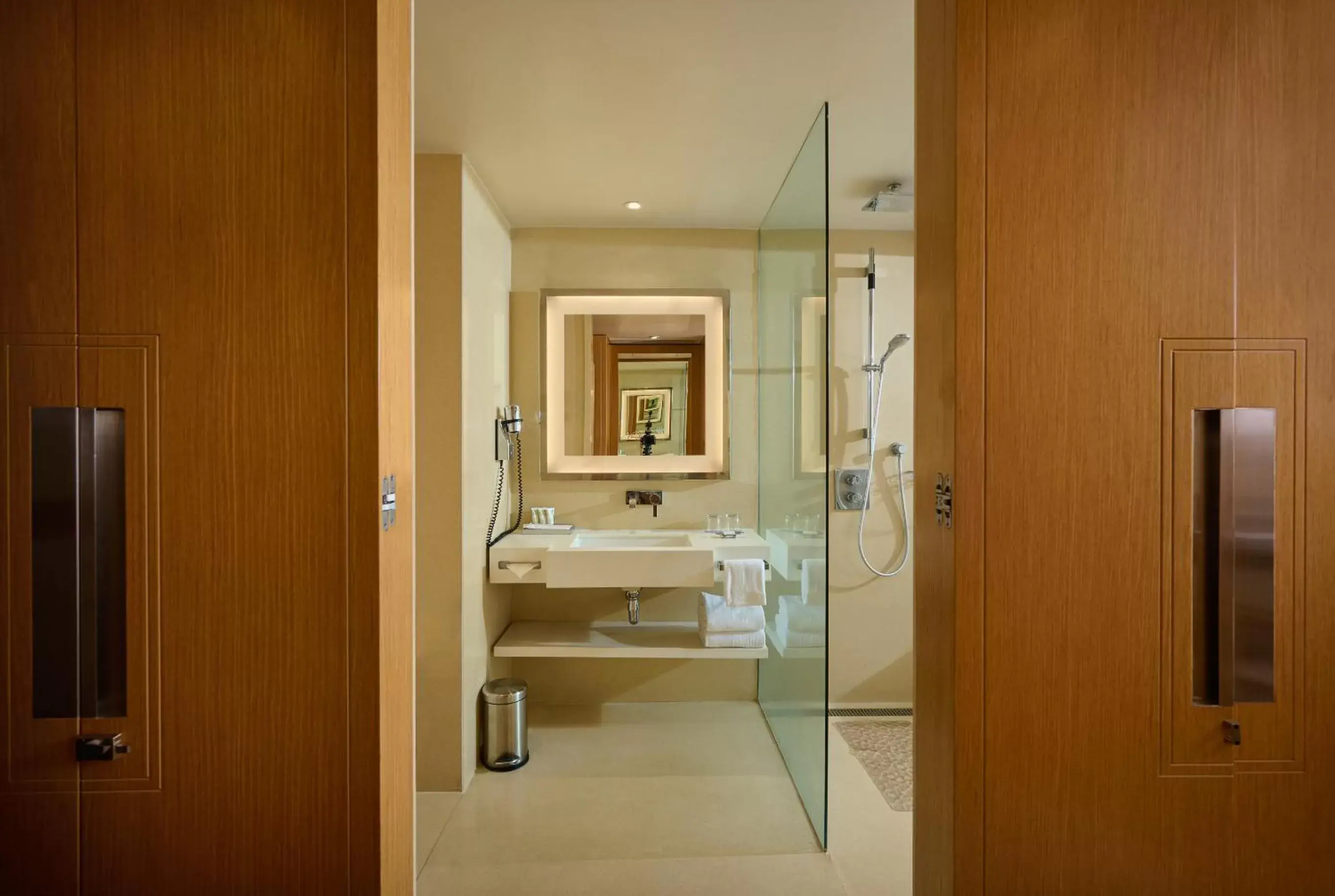 Shower, Bathroom in Novotel Visakhapatnam Varun Beach