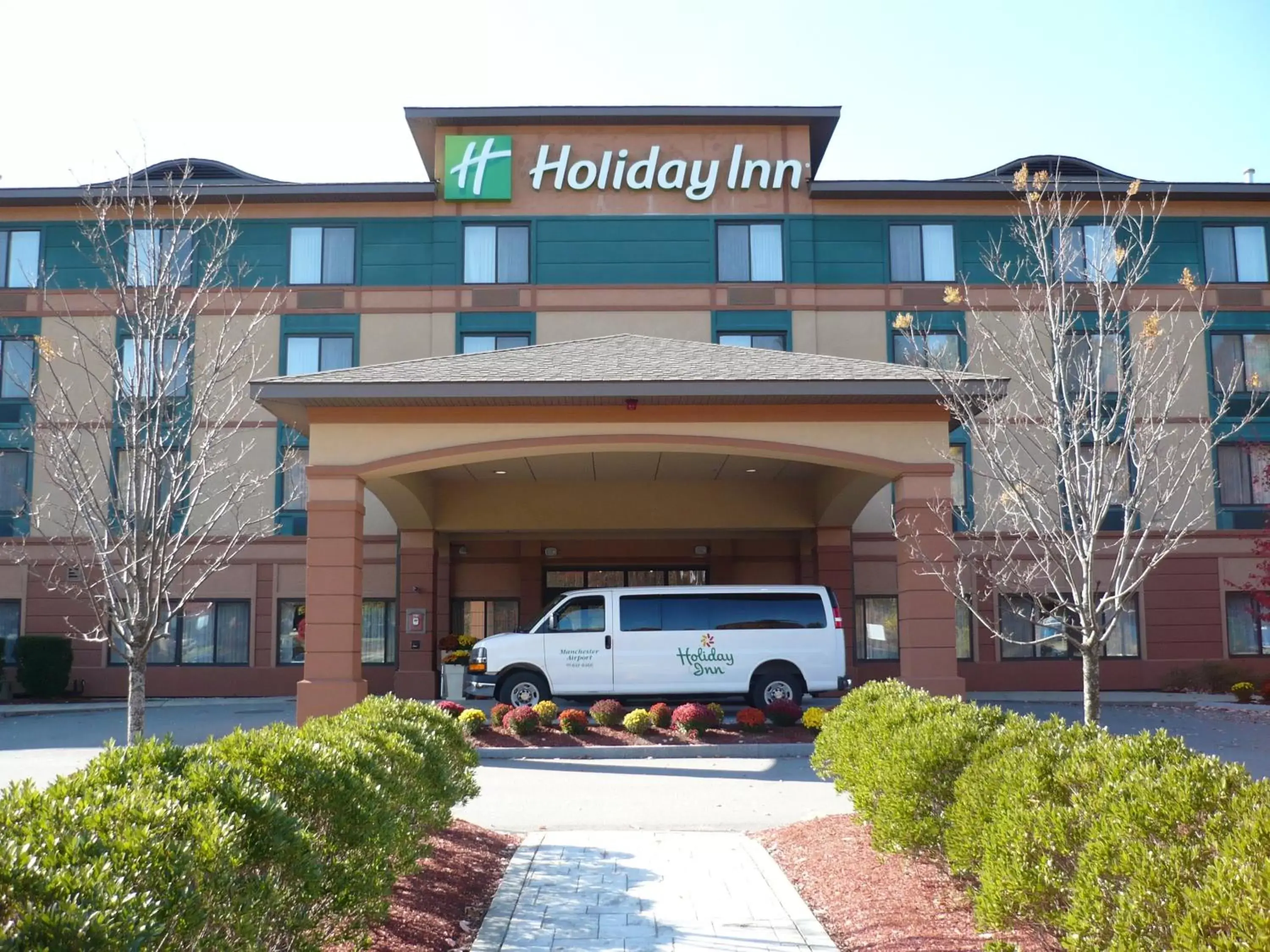 Property building in Holiday Inn Manchester Airport, an IHG Hotel