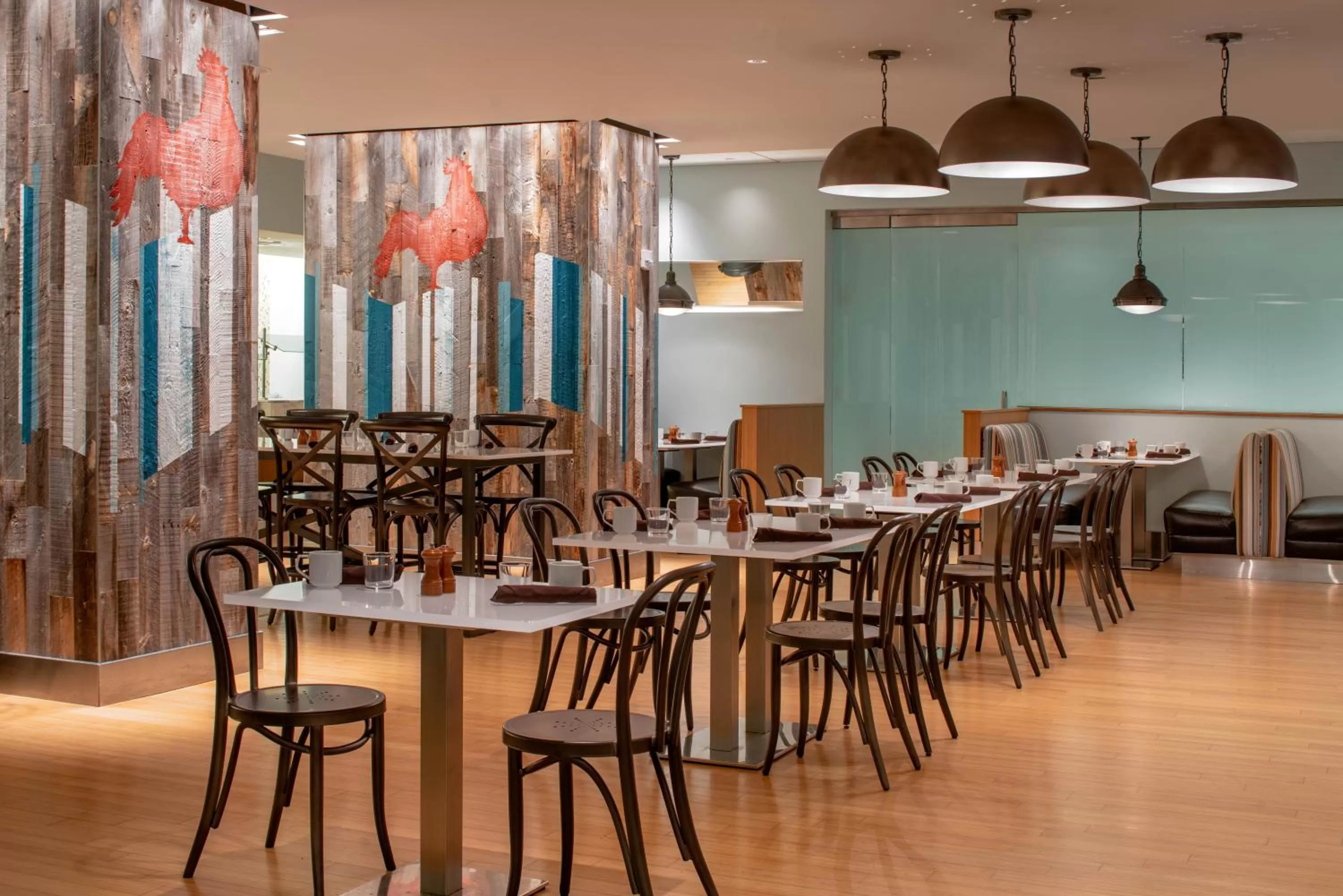 Restaurant/places to eat in Hyatt Regency Indianapolis