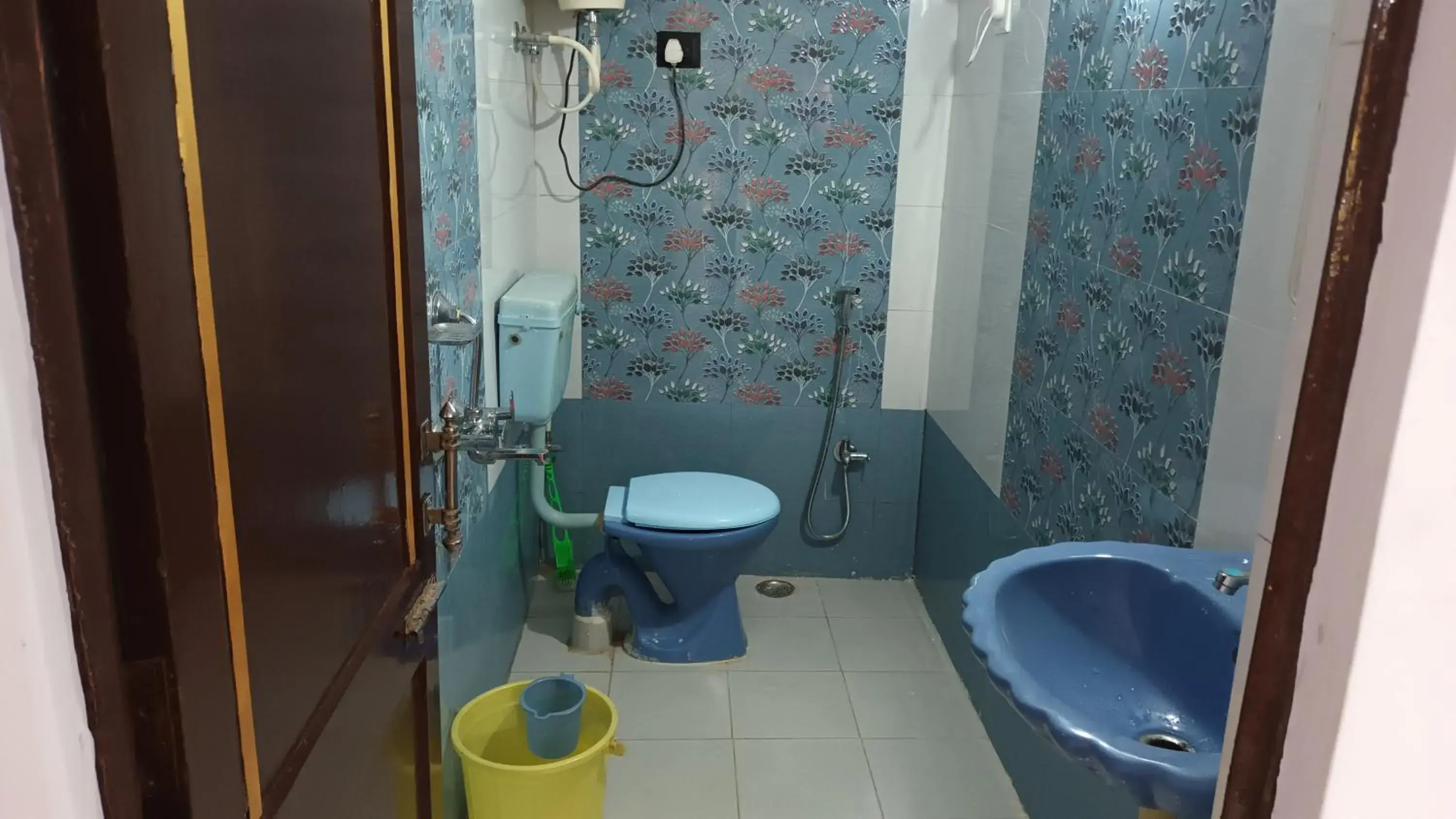 Toilet in Jag Niwas Guest House & pure veg restaurant Toilet in Jag Niwas Guest House & pure veg restaurant