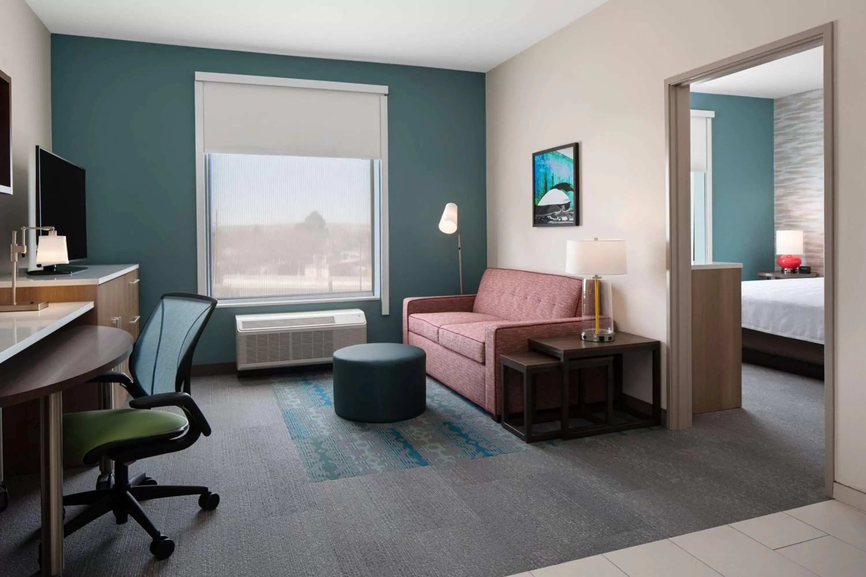 Living room, Seating Area in Home2 Suites By Hilton Carlsbad New Mexico