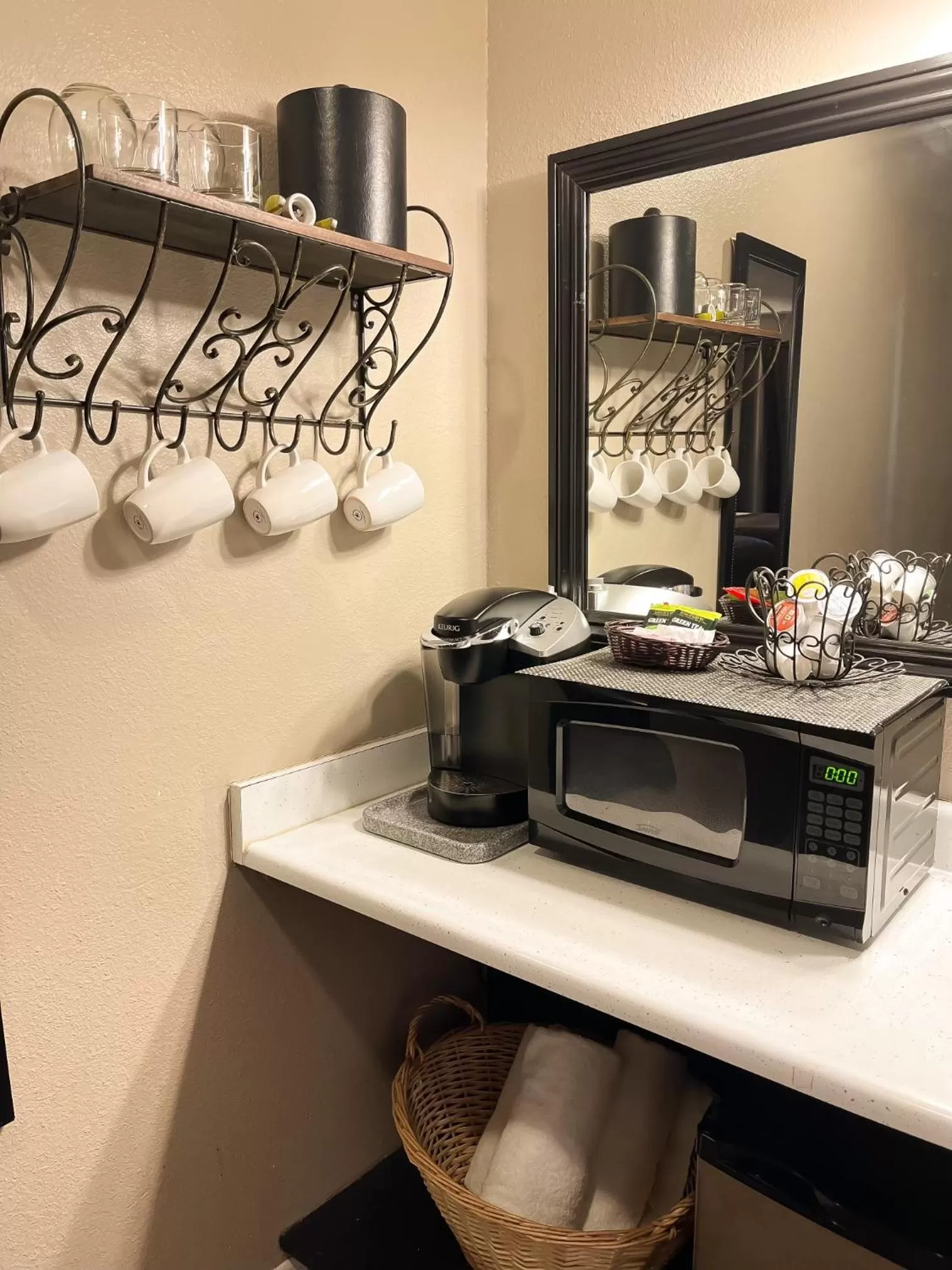 Coffee/tea facilities in The Alder Inn